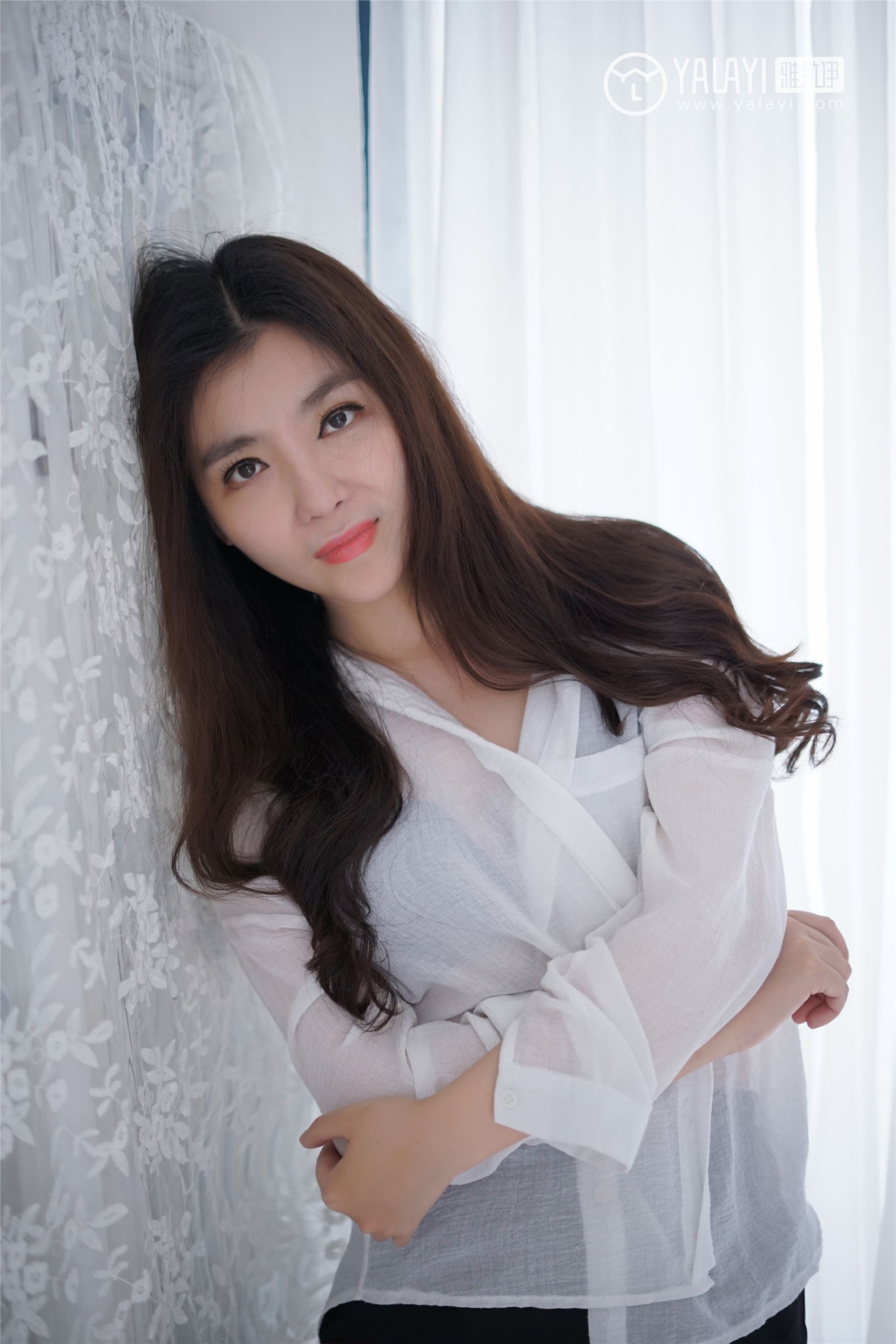 [YALAYI雅拉伊]2018.10.20 No.012 韵味美腿丽人 沈紫云