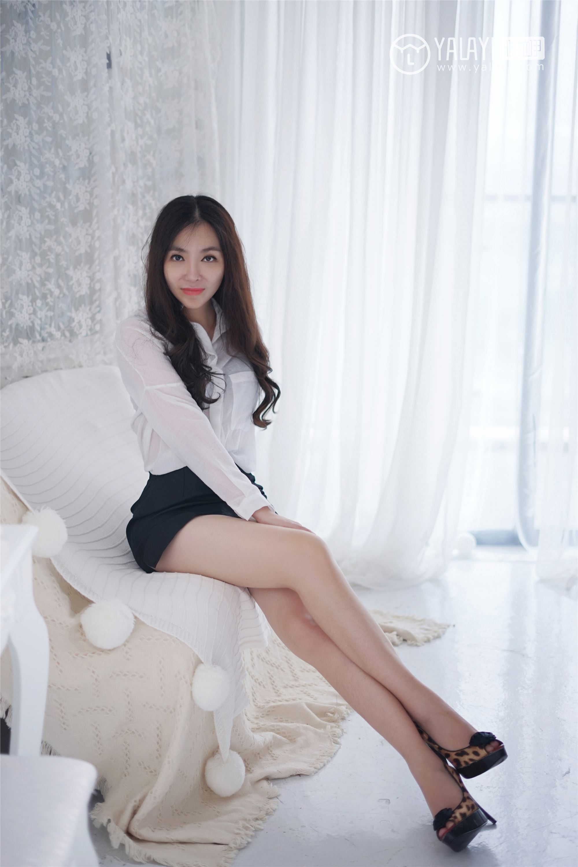 [YALAYI雅拉伊]2018.10.20 No.012 韵味美腿丽人 沈紫云