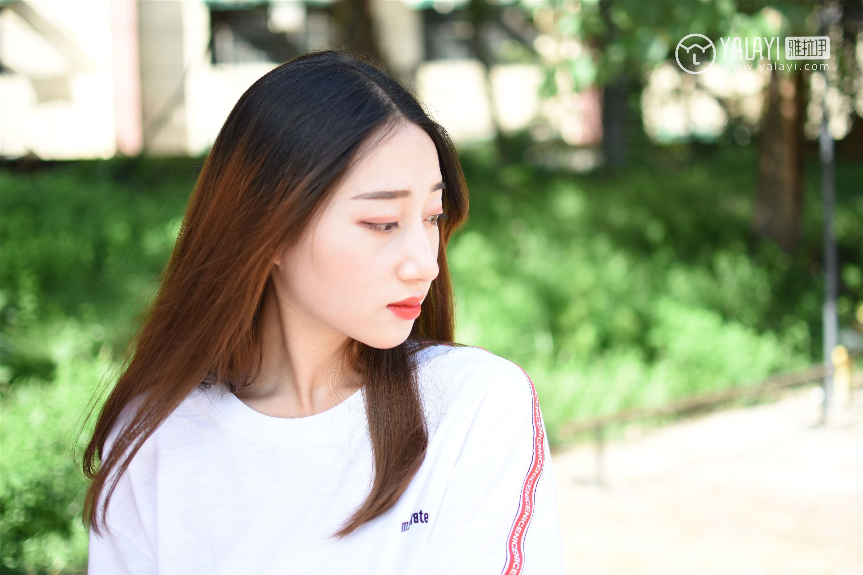 [YALAYI雅拉伊]2018.10.25 No.013 阳光下的裸腿单车 木晓雨