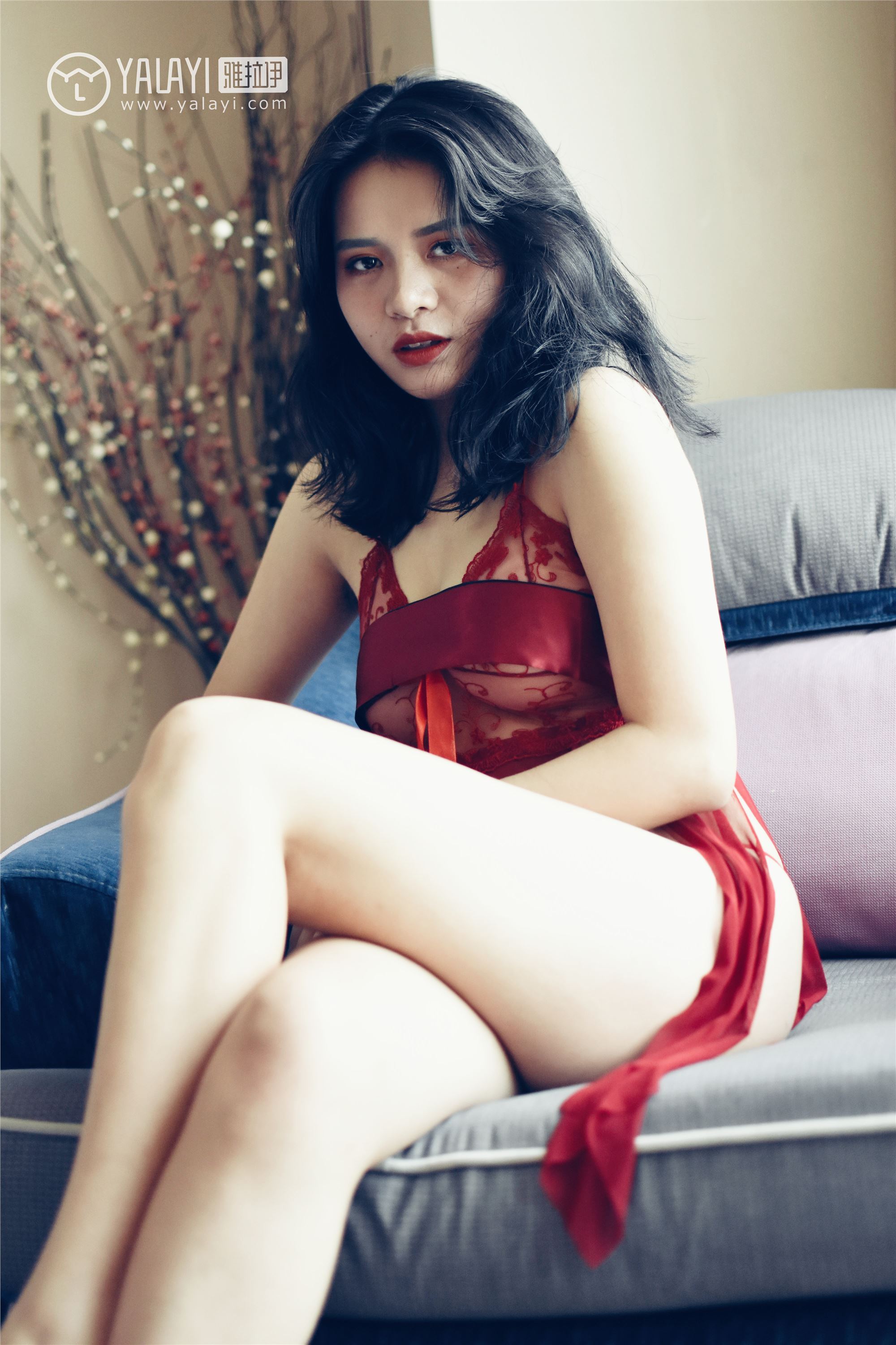 [YALAYI雅拉伊]2018.11.03 No.014 心蕊的红色睡袍 米心蕊