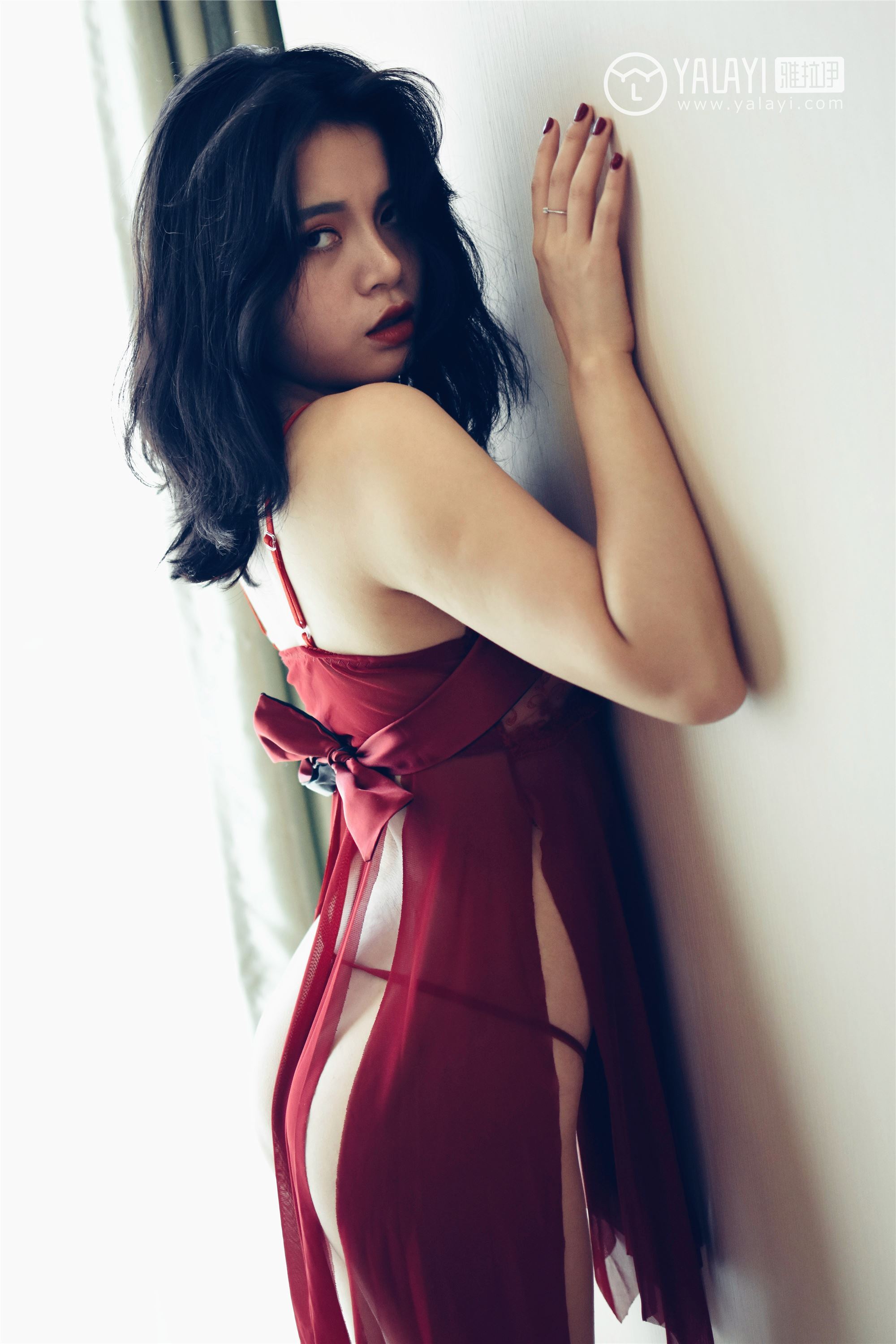 [YALAYI雅拉伊]2018.11.03 No.014 心蕊的红色睡袍 米心蕊