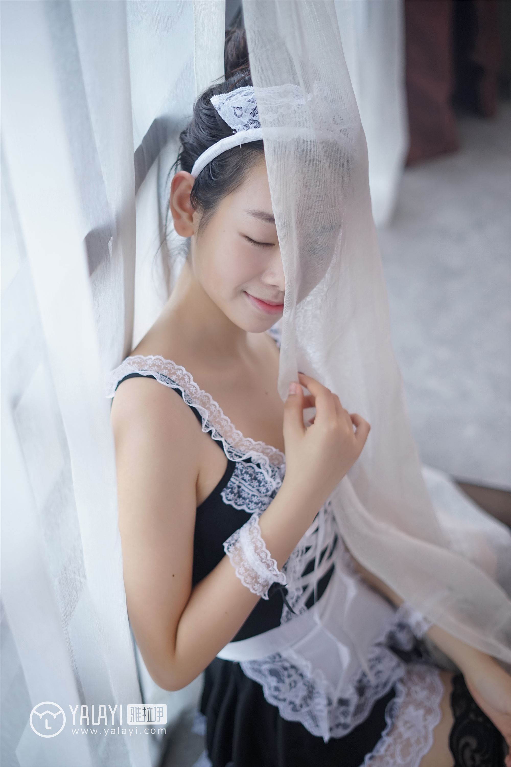 [YALAYI雅拉伊] 2018.12.10 No.021 少女女仆 严冰冰