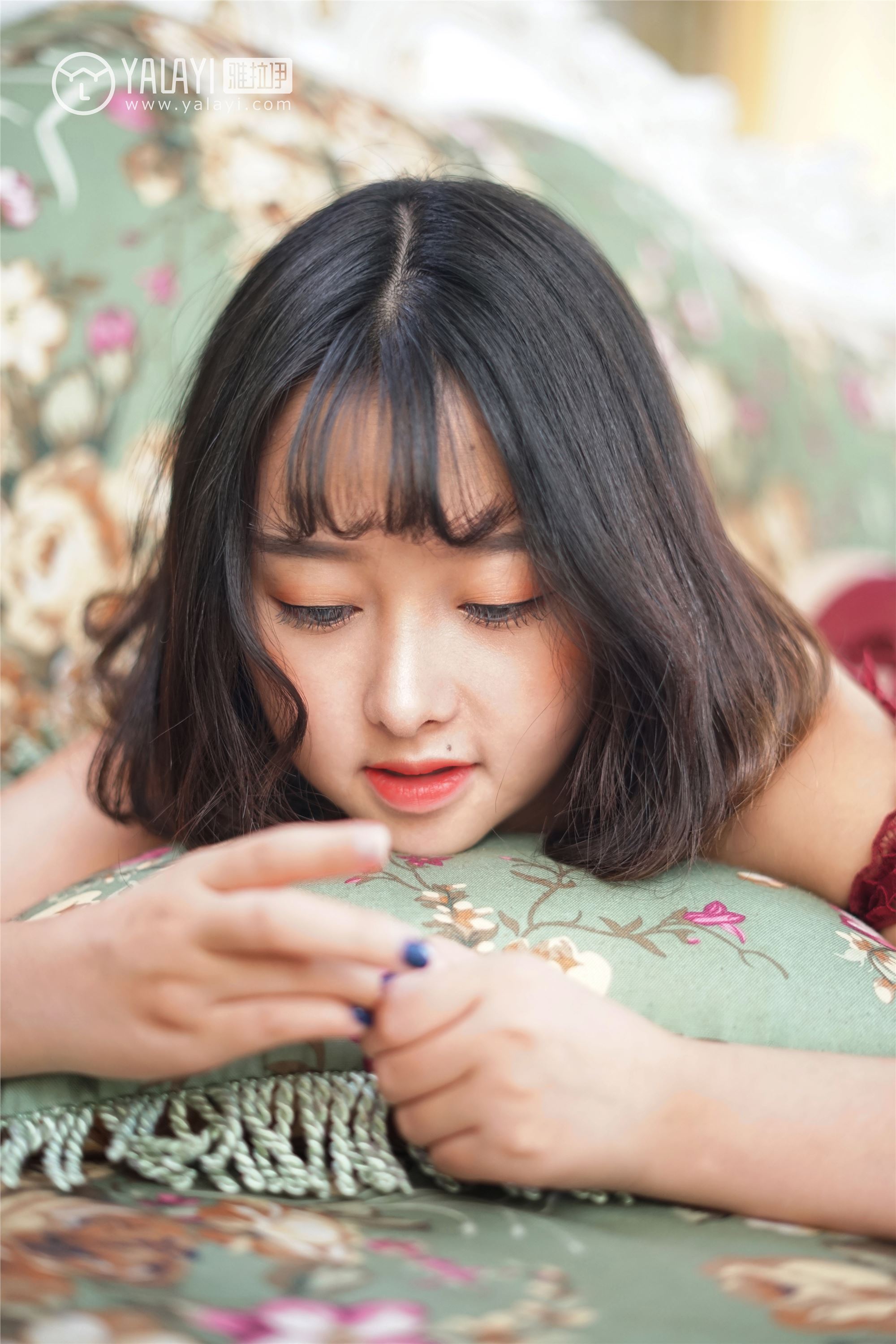 [YALAYI雅拉伊] 2018.12.28 No.025 醉在红酒杯里 王小淼