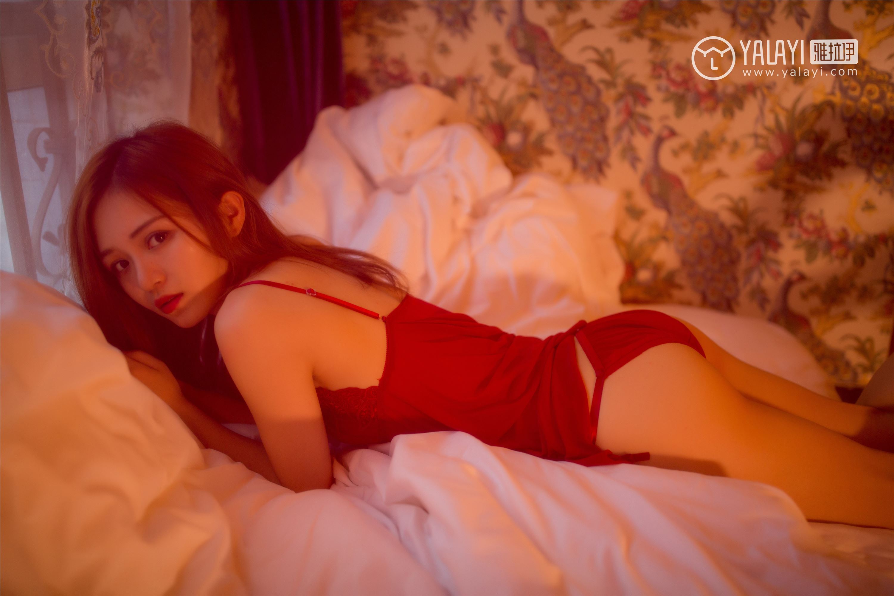 [YALAYI雅拉伊]2018.08.09 No.044 遗落红紗 赵欣怡