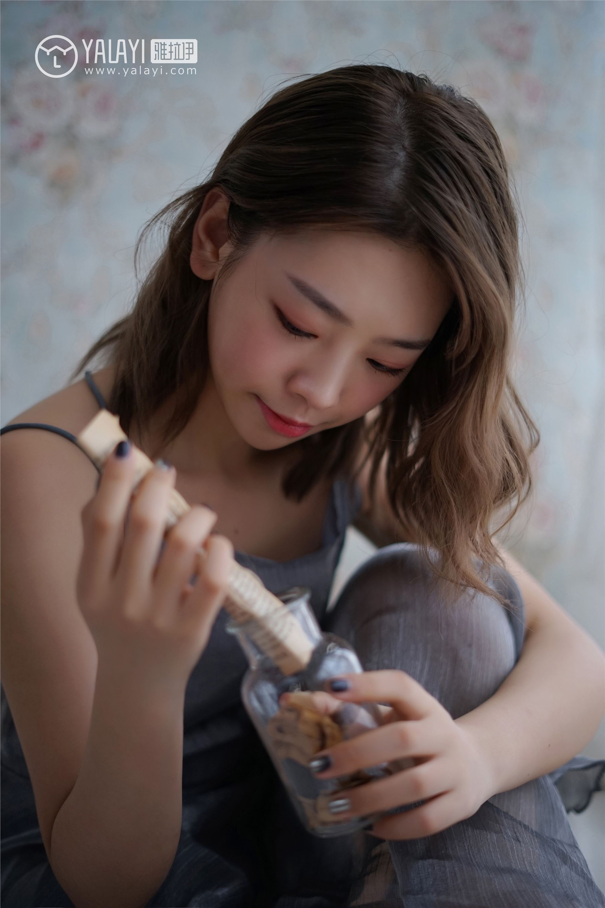 [YALAYI雅拉伊]2019.03.13 No.057 信 严冰冰