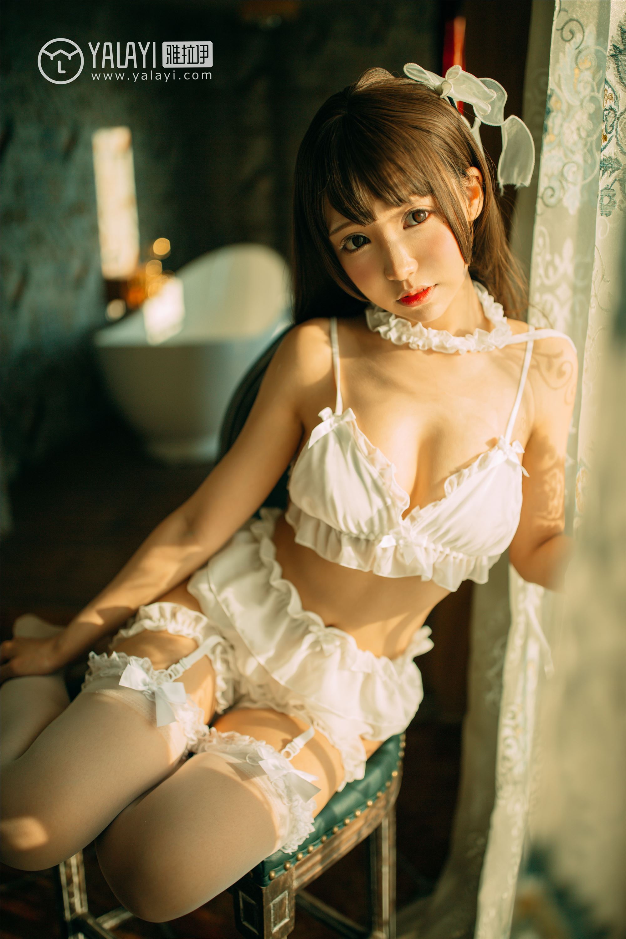 [YALAYI雅拉伊]2018.09.17 No.072 梦里梦外 水花儿