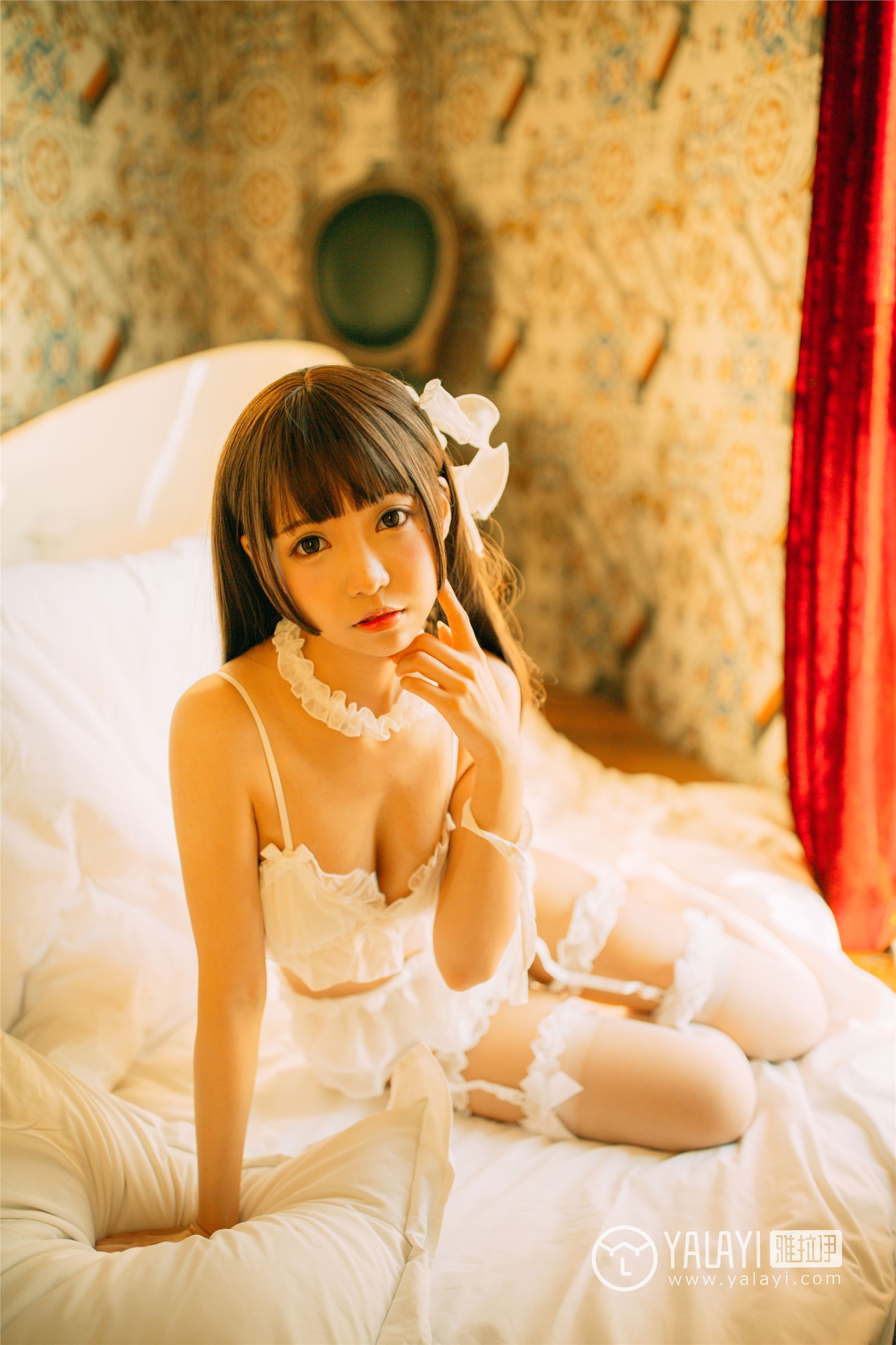 [YALAYI雅拉伊]2018.09.17 No.072 梦里梦外 水花儿