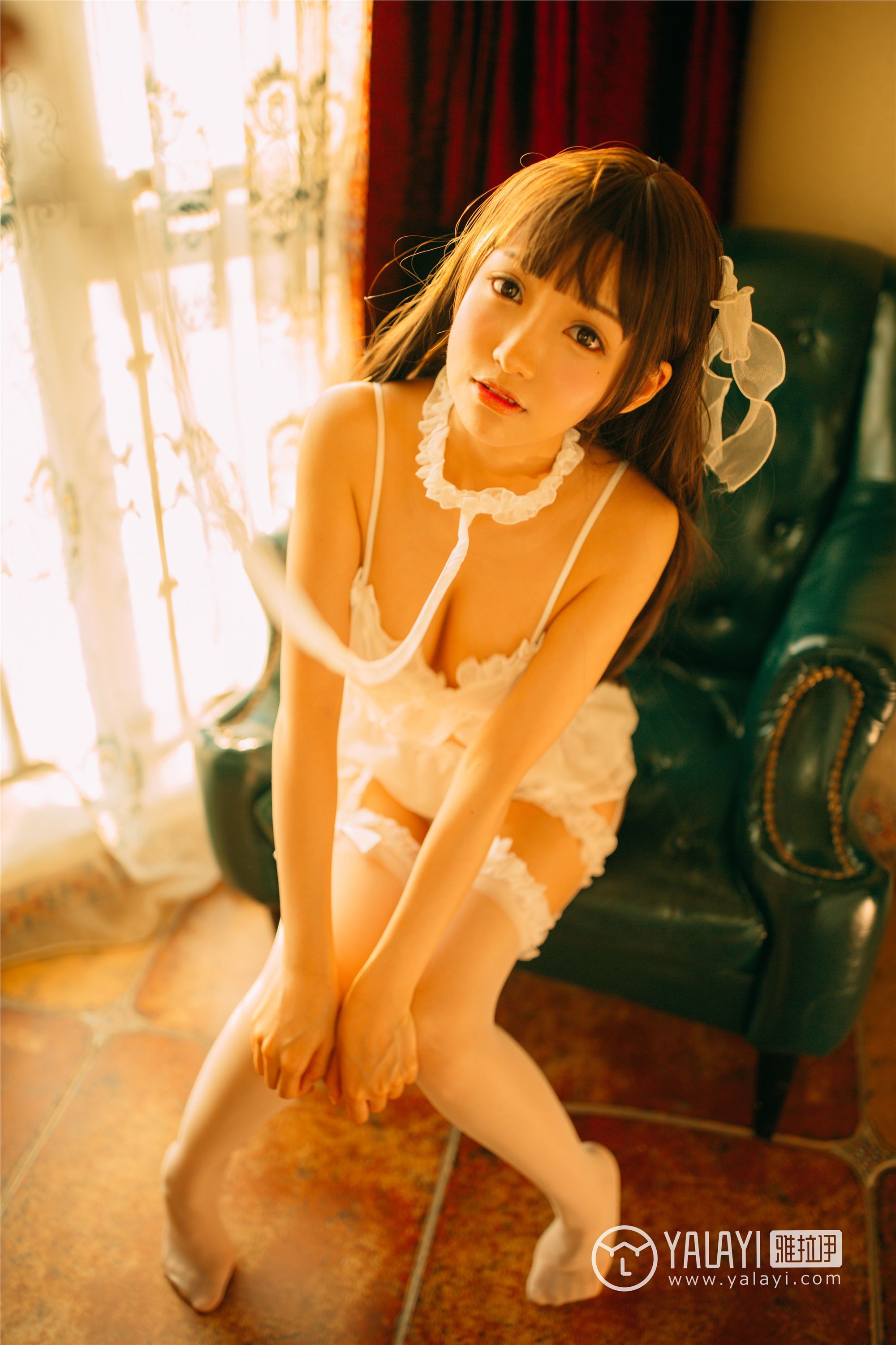 [YALAYI雅拉伊]2018.09.17 No.072 梦里梦外 水花儿