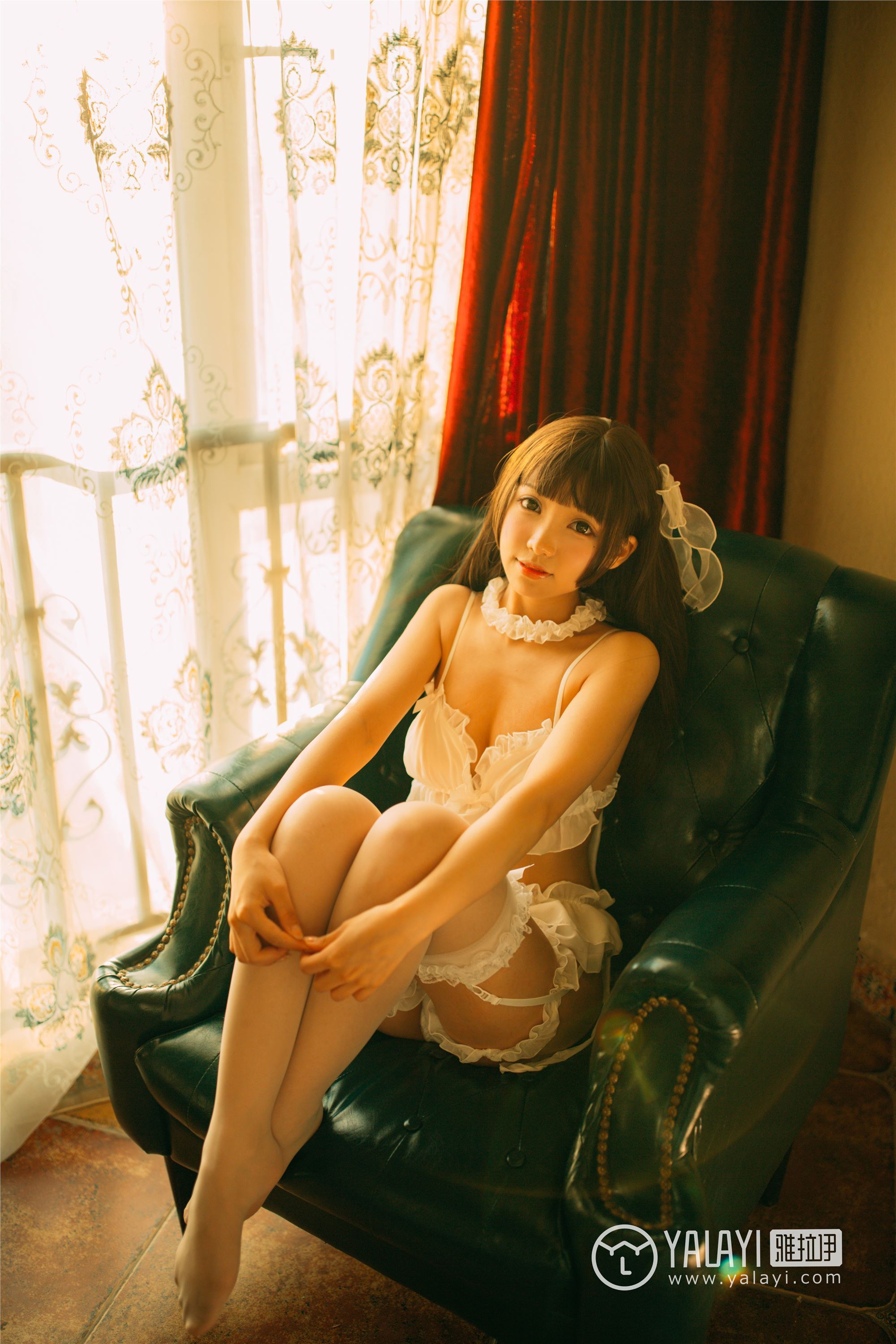 [YALAYI雅拉伊]2018.09.17 No.072 梦里梦外 水花儿