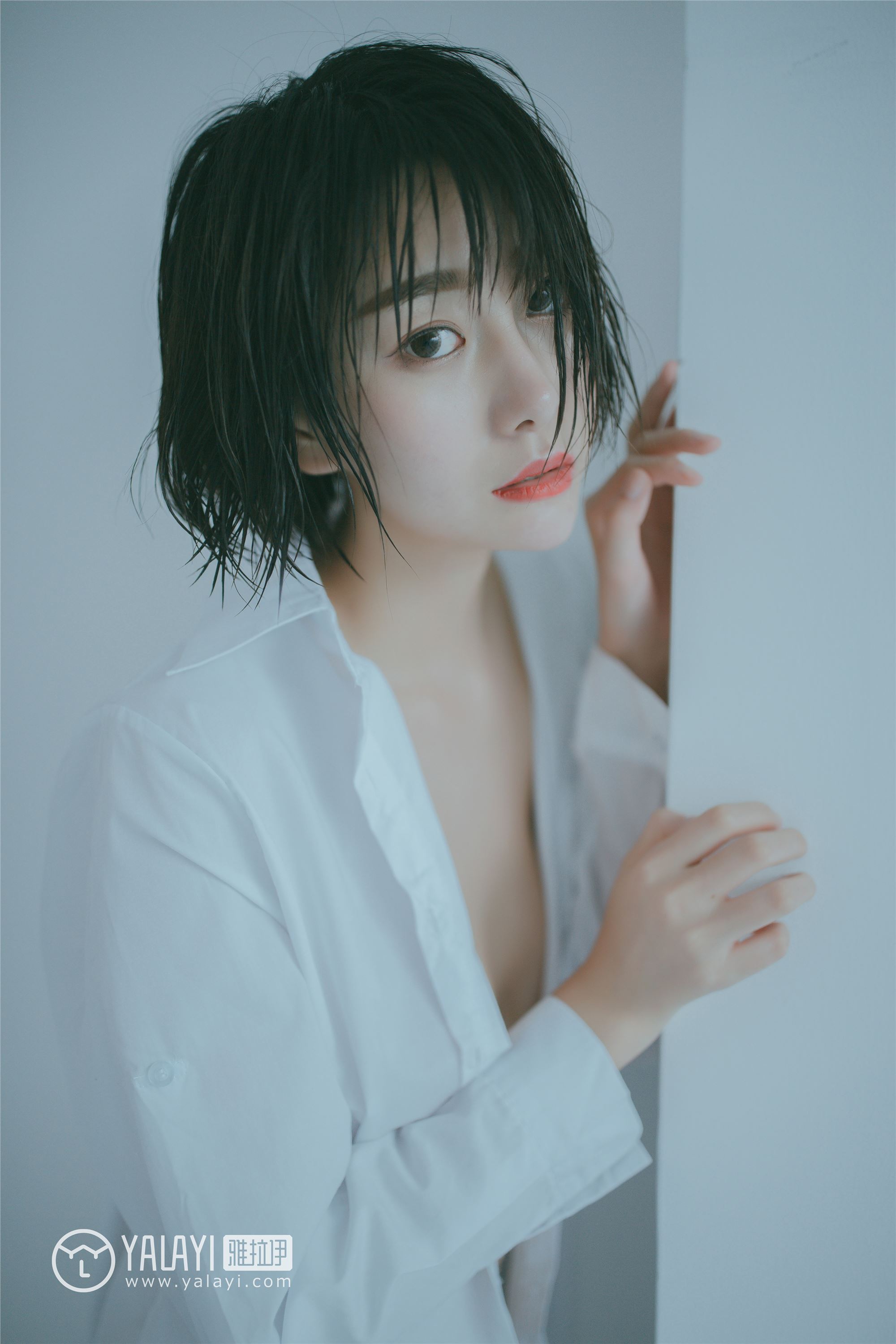 [YALAYI雅拉伊]2019.03.04 No.077 美丽如你 静静