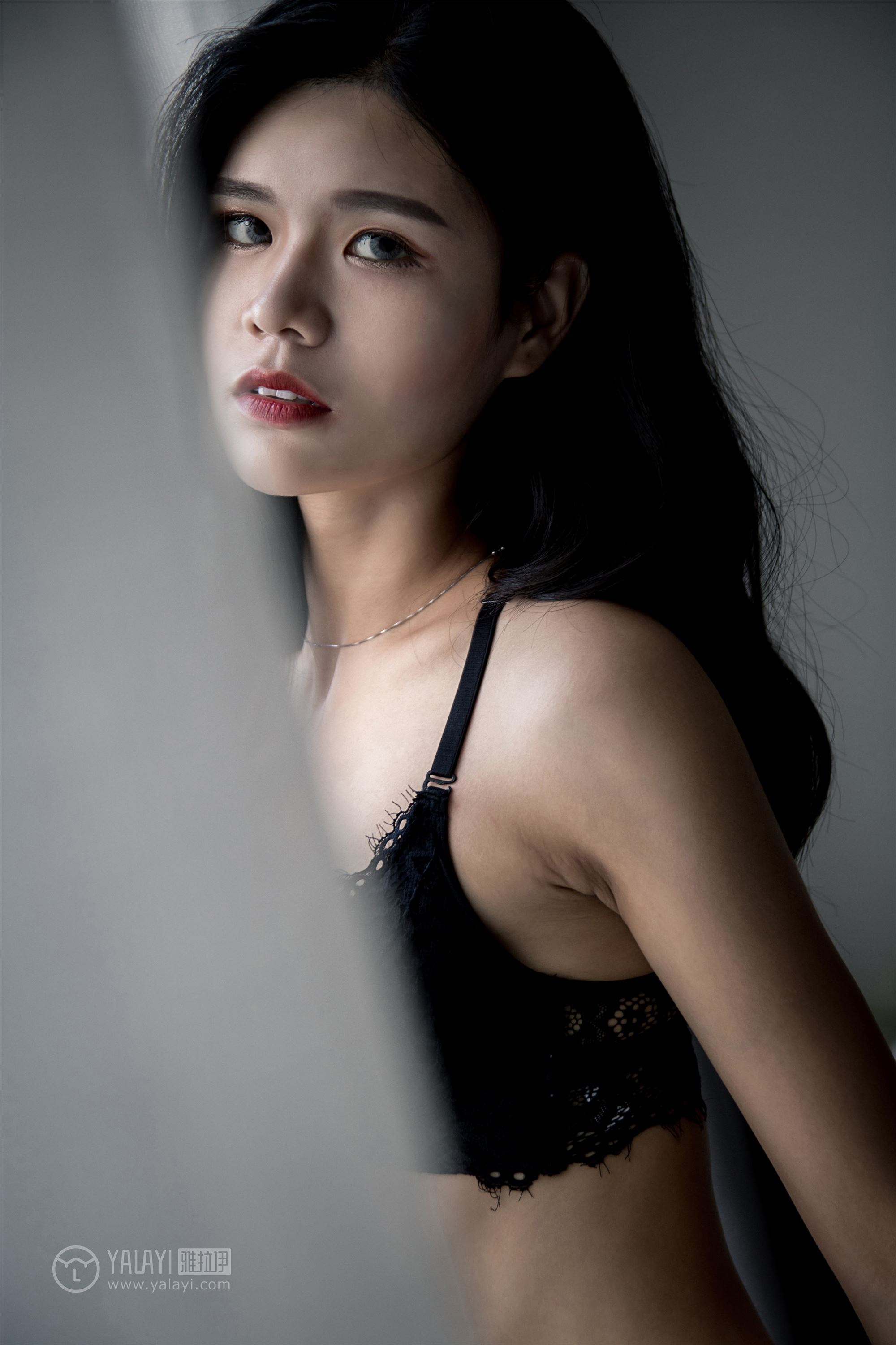 [YALAYI雅拉伊]2019.02.11 No.095 窥视 小灰