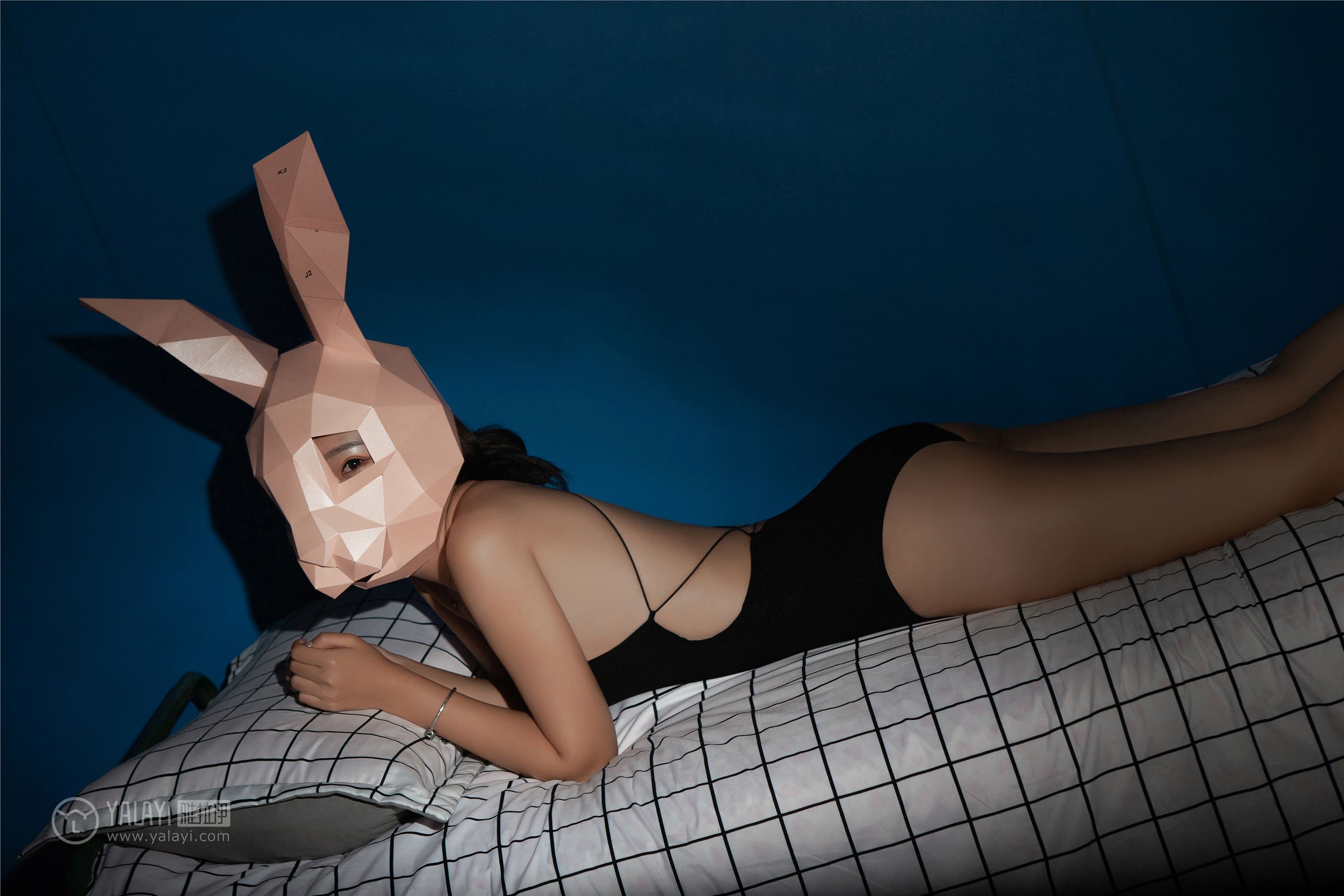 [YALAYI雅拉伊]2019.02.24 No.100 暗房 李晗