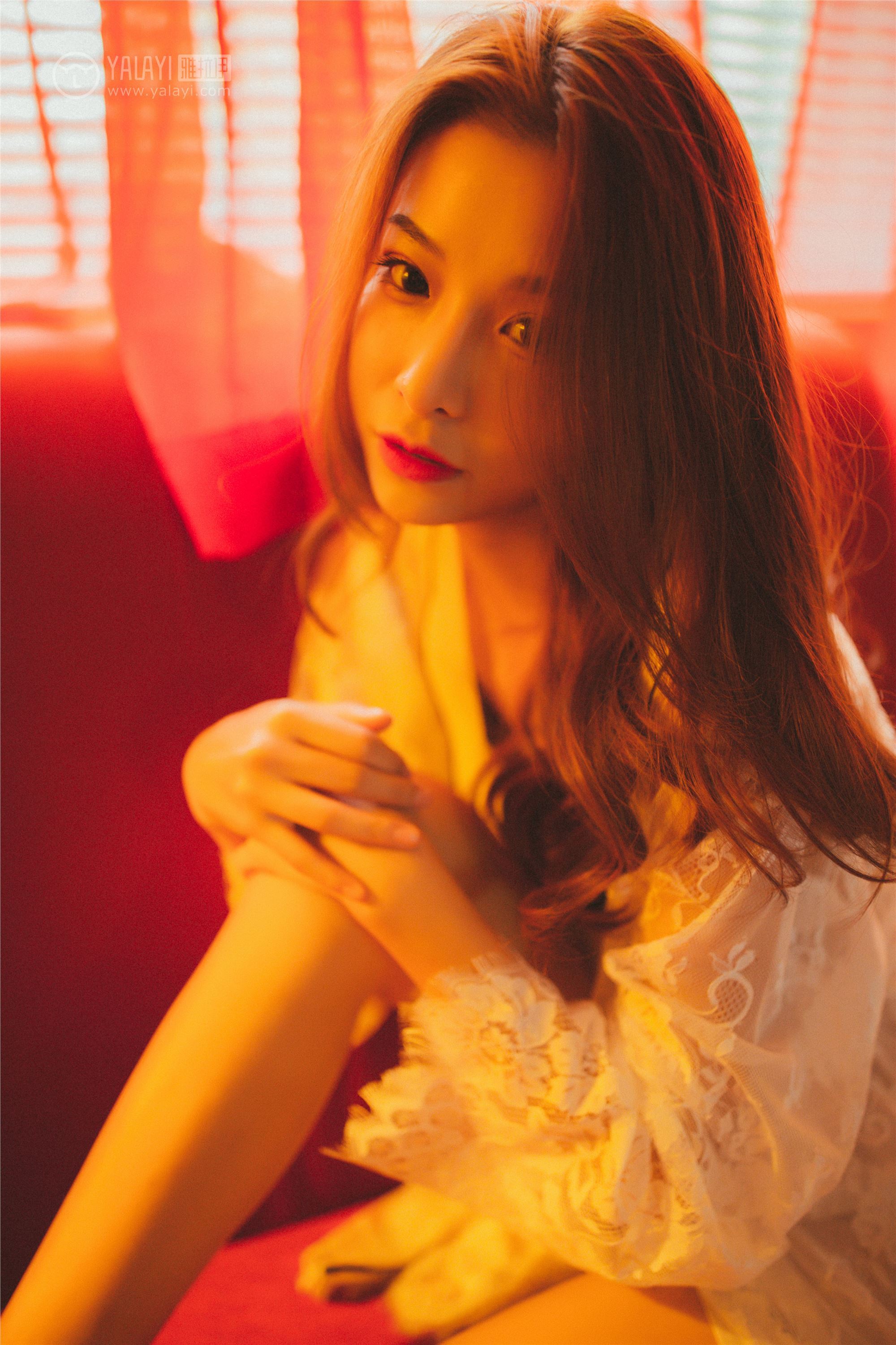 [YALAYI雅拉伊]2018.11.06 No.116 我在等你 倩微微