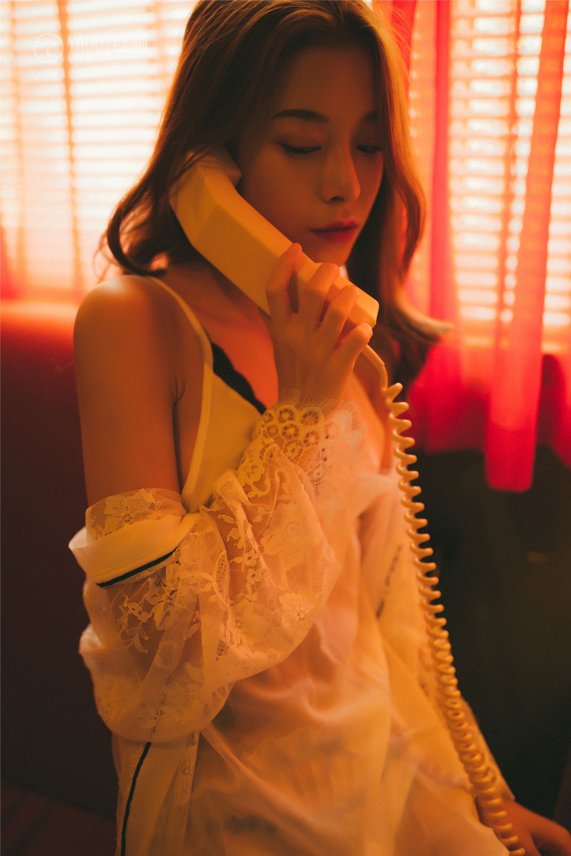 [YALAYI雅拉伊]2018.11.06 No.116 我在等你 倩微微