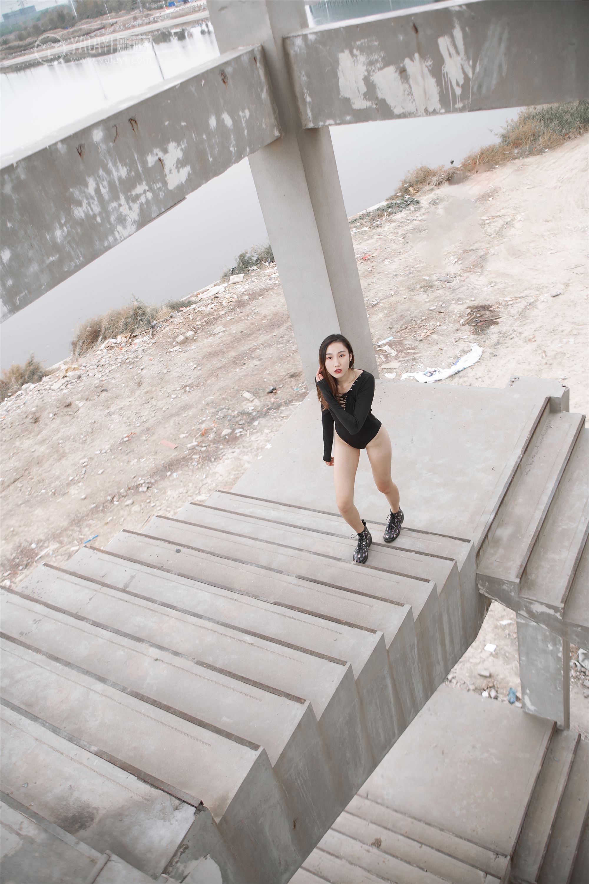 [YALAYI雅拉伊]2018.11.14 No.122 黑色禁地 熏儿