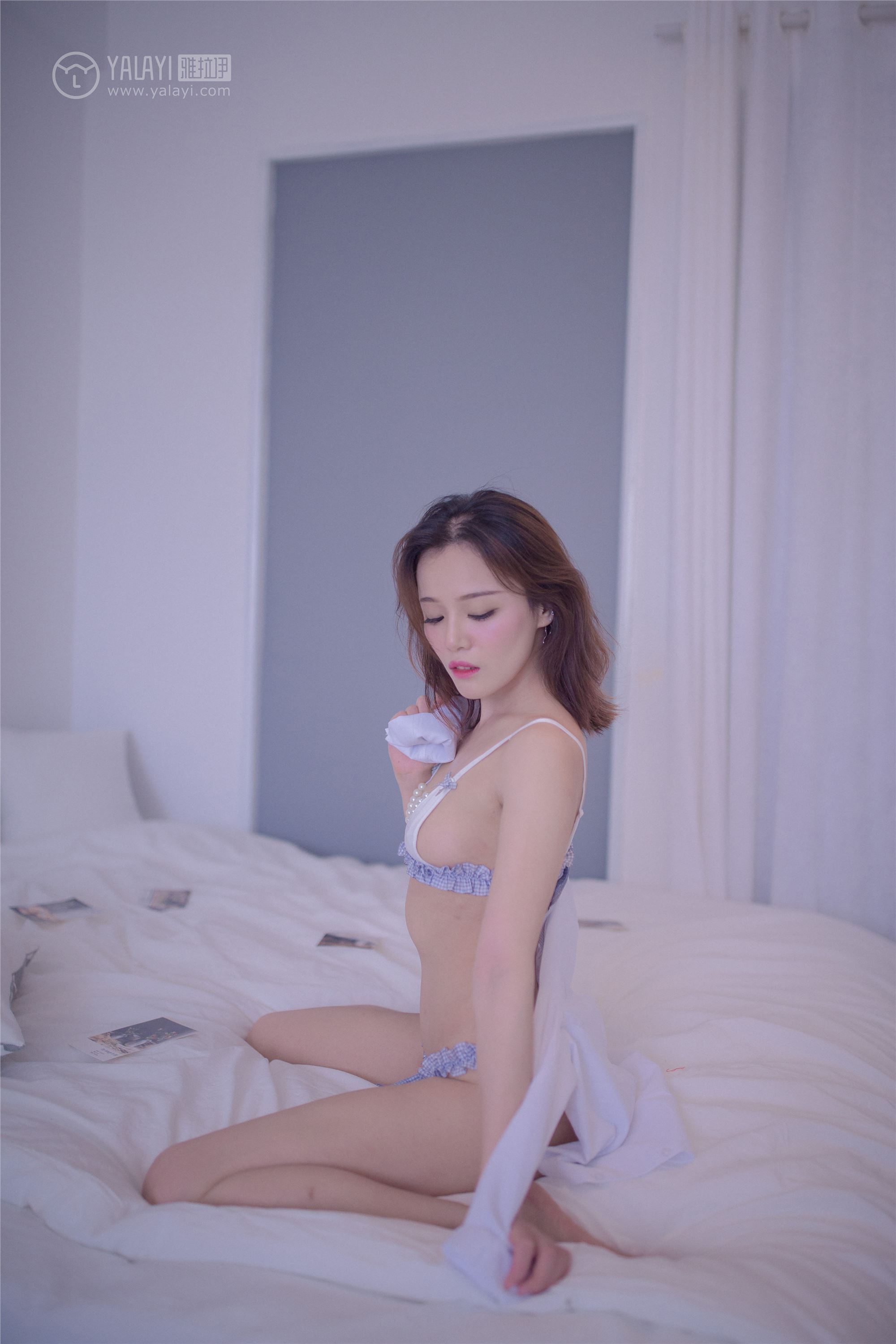 [YALAYI雅拉伊]2018.11.15 No.123 瘾少女 牵着猫的妹子