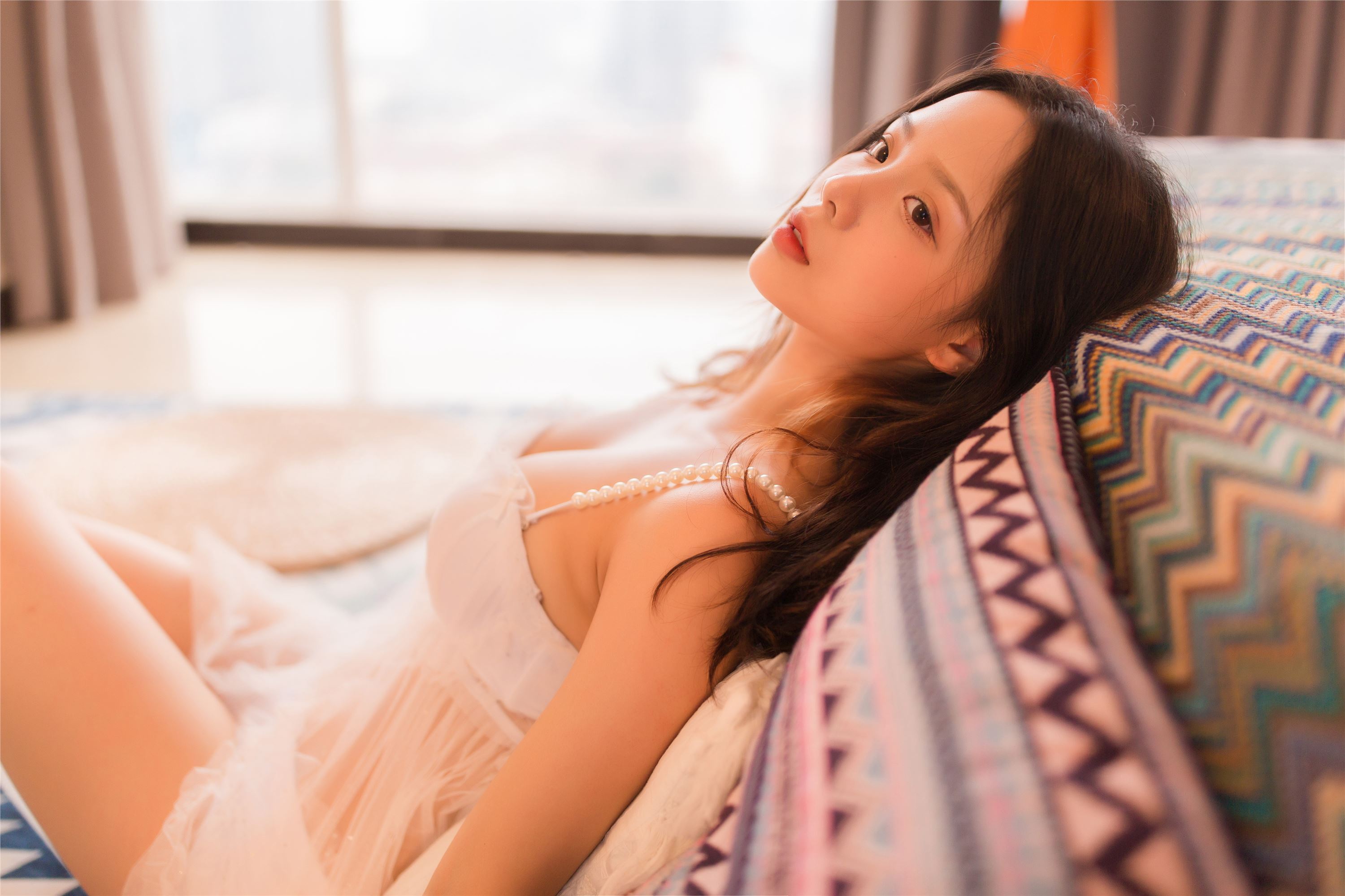 [YALAYI雅拉伊]2018.11.23 No.129 异域风情少女 小小兔