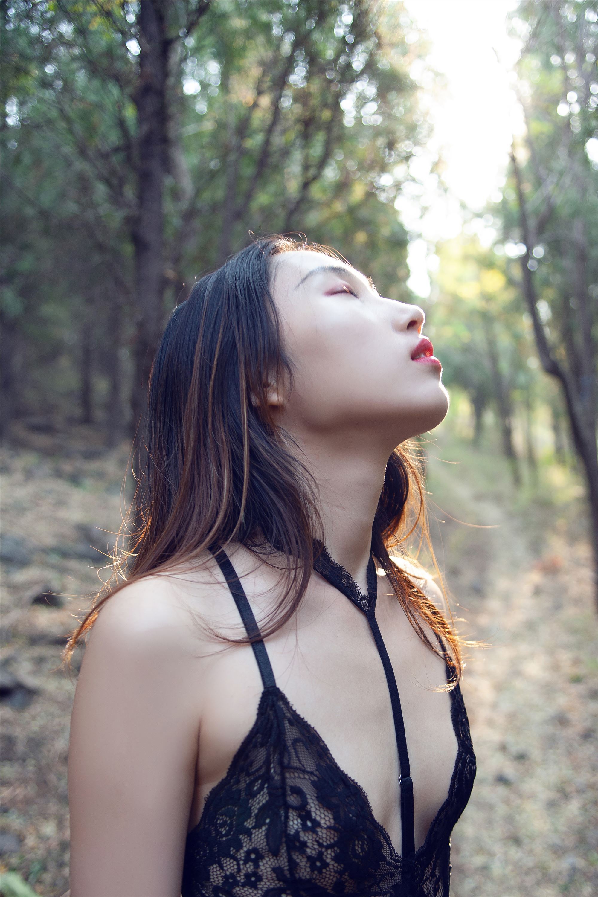 [YALAYI雅拉伊]2018.11.26 No.130 逃离出梦境 熏儿