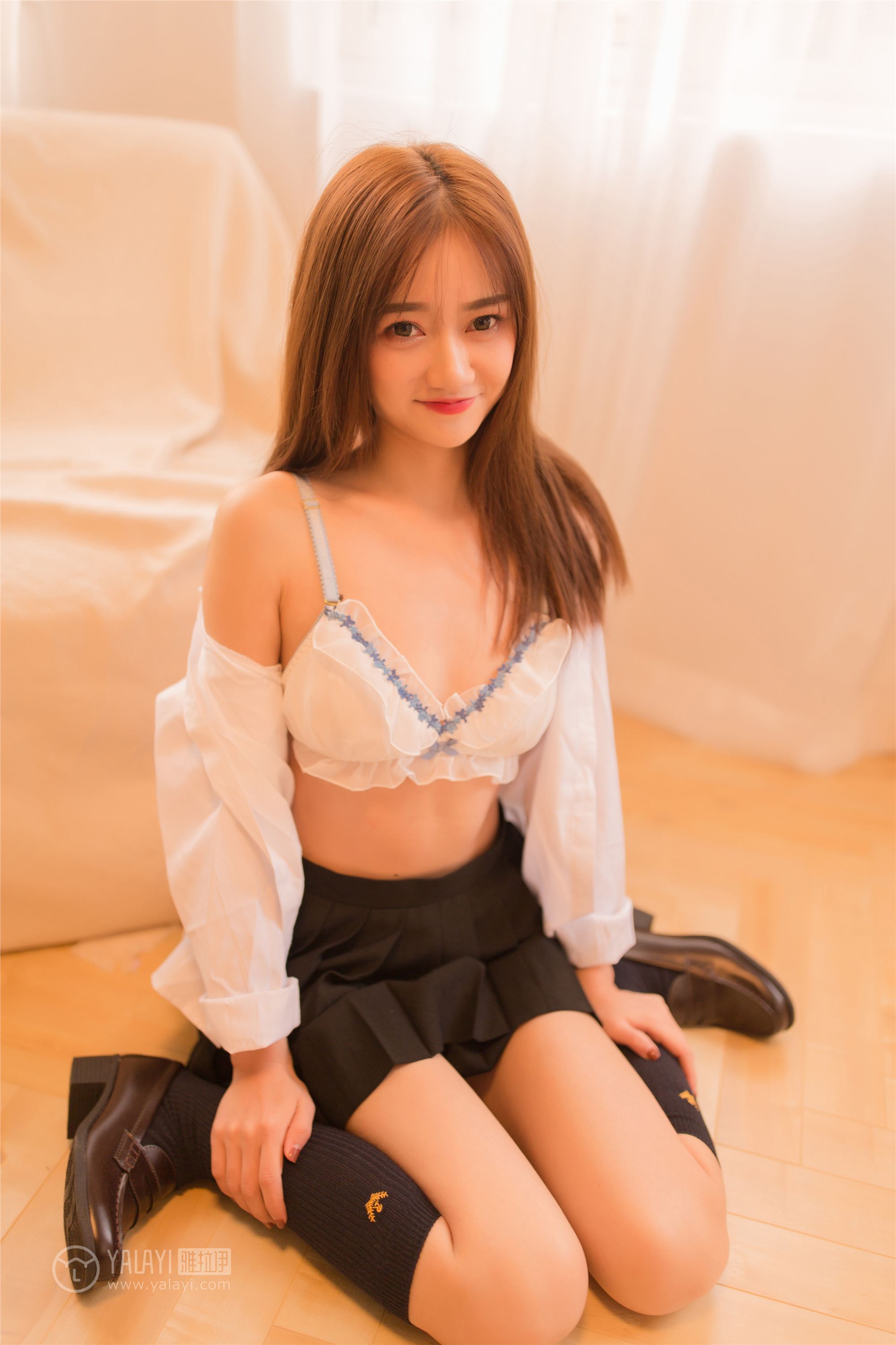 [YALAYI雅拉伊]2018.12.06 No.138 粉黛少女 李诗雨