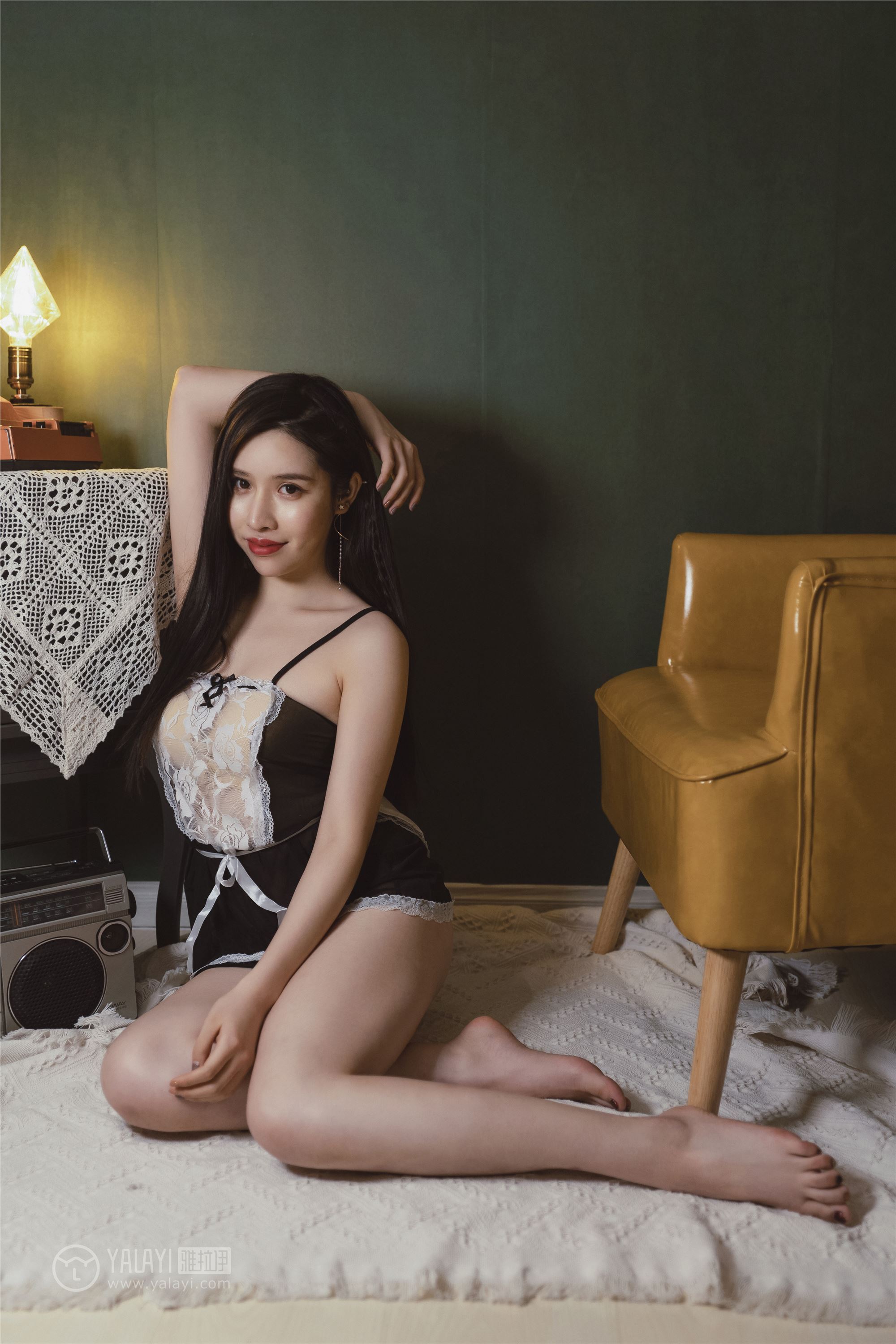 [YALAYI雅拉伊]2018.12.13 No.143 黑咖啡 颖莹