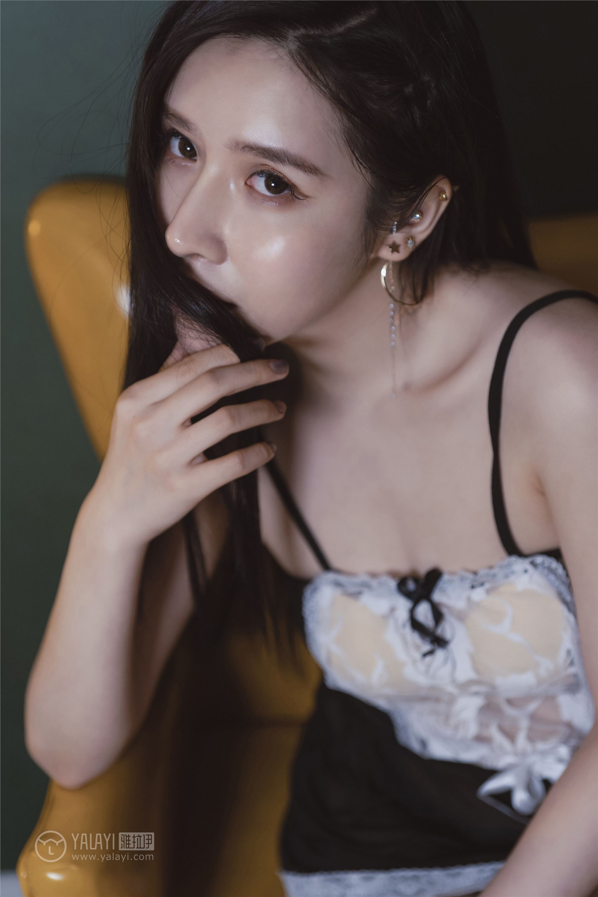 [YALAYI雅拉伊]2018.12.13 No.143 黑咖啡 颖莹