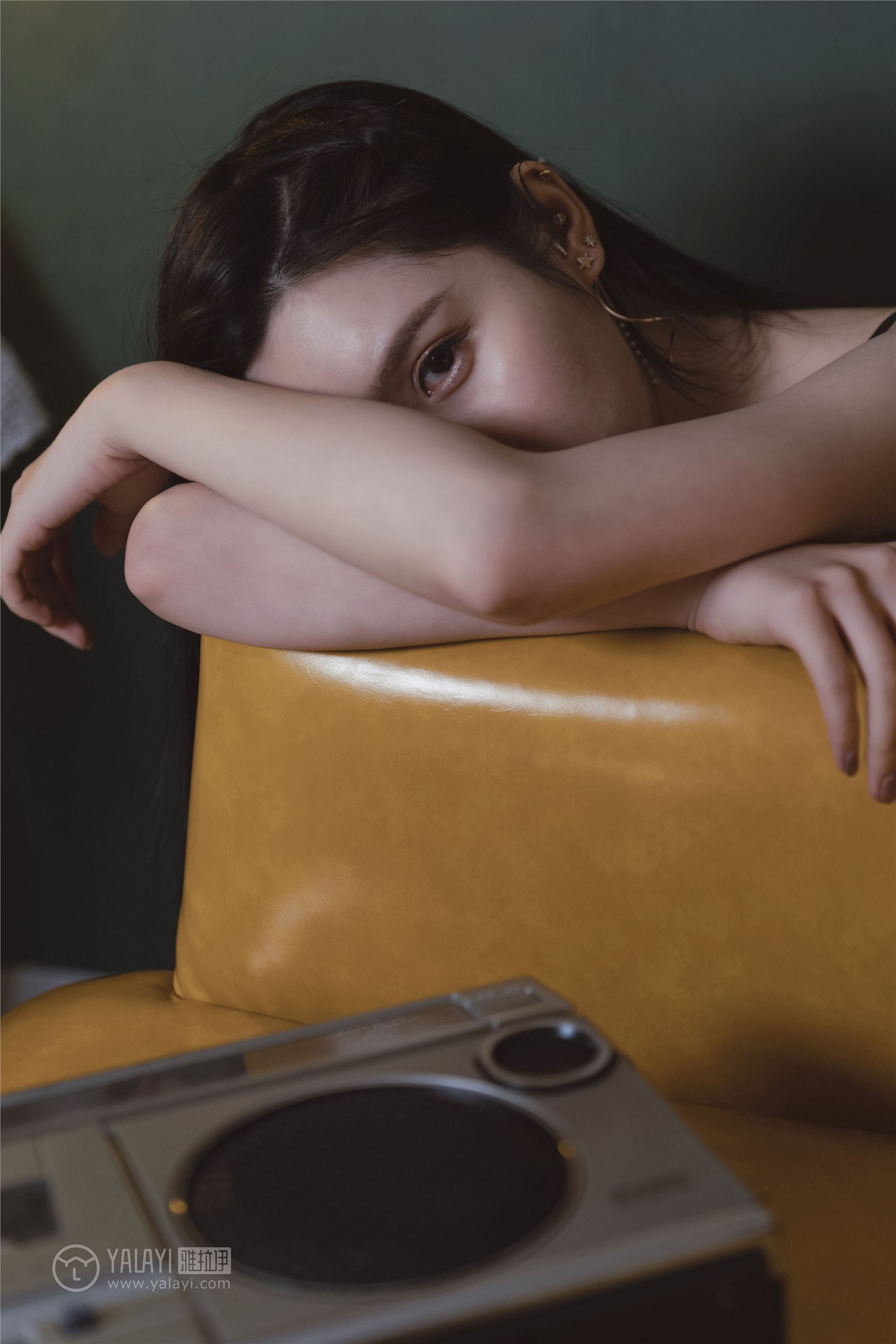 [YALAYI雅拉伊]2018.12.13 No.143 黑咖啡 颖莹