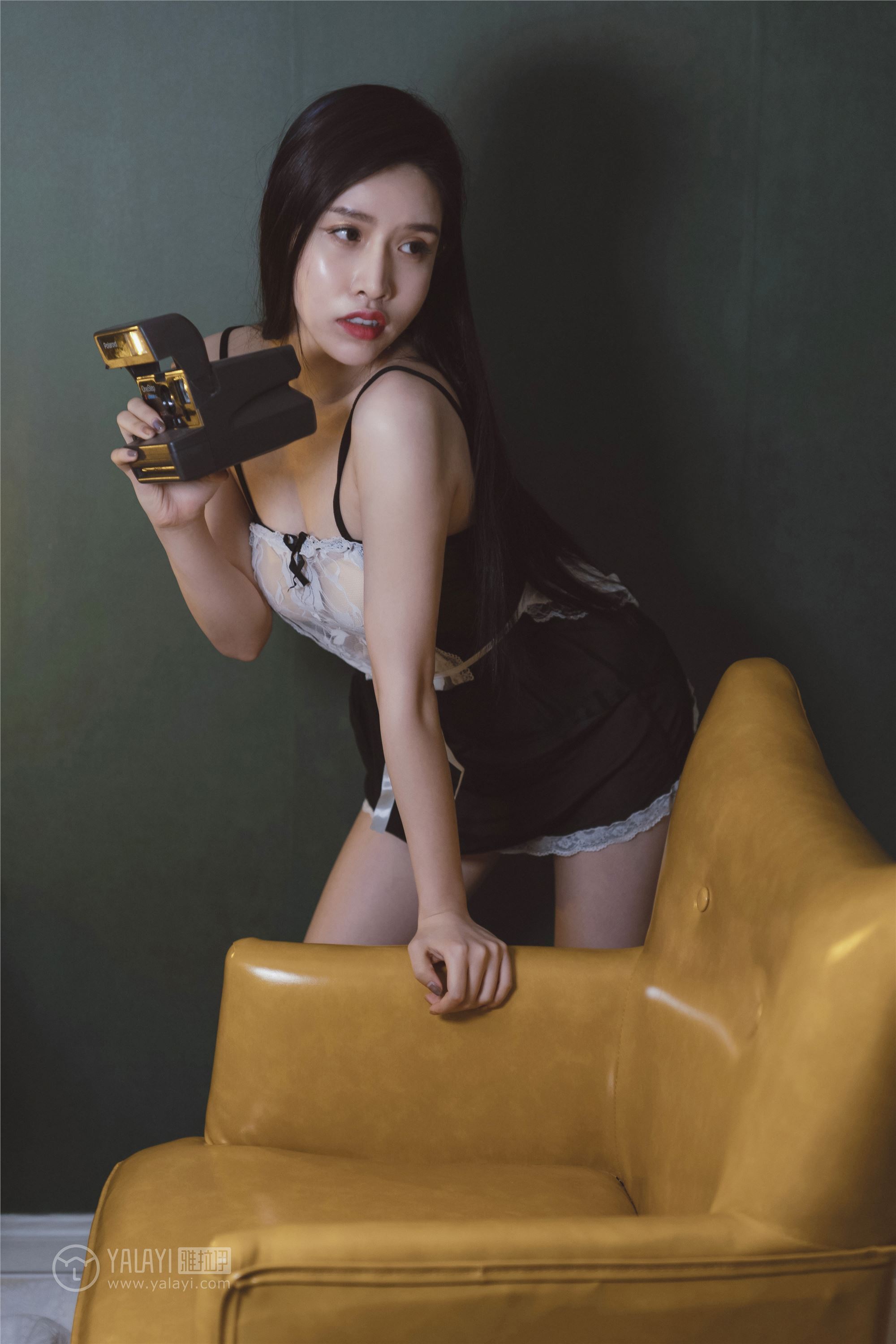 [YALAYI雅拉伊]2018.12.13 No.143 黑咖啡 颖莹