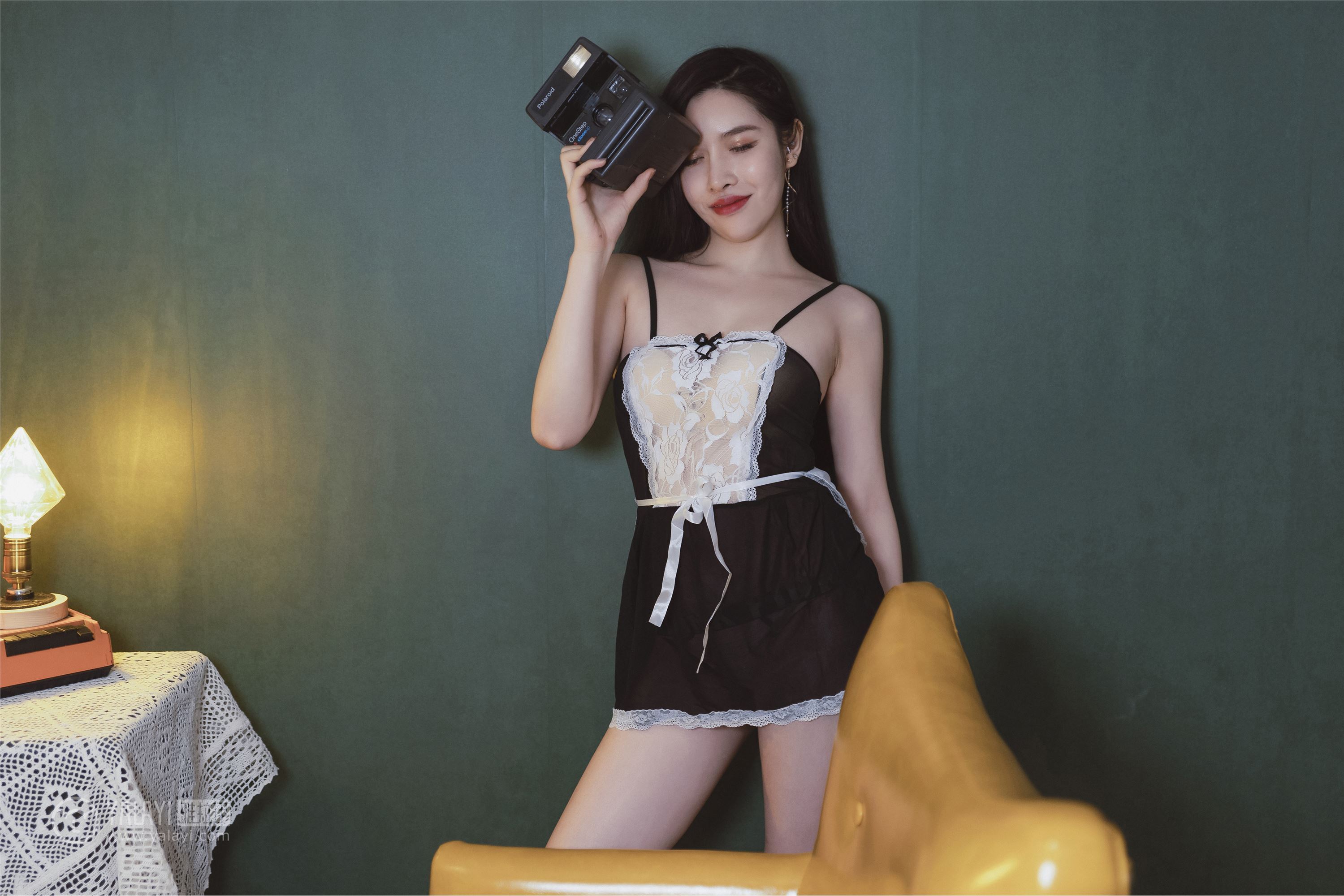 [YALAYI雅拉伊]2018.12.13 No.143 黑咖啡 颖莹