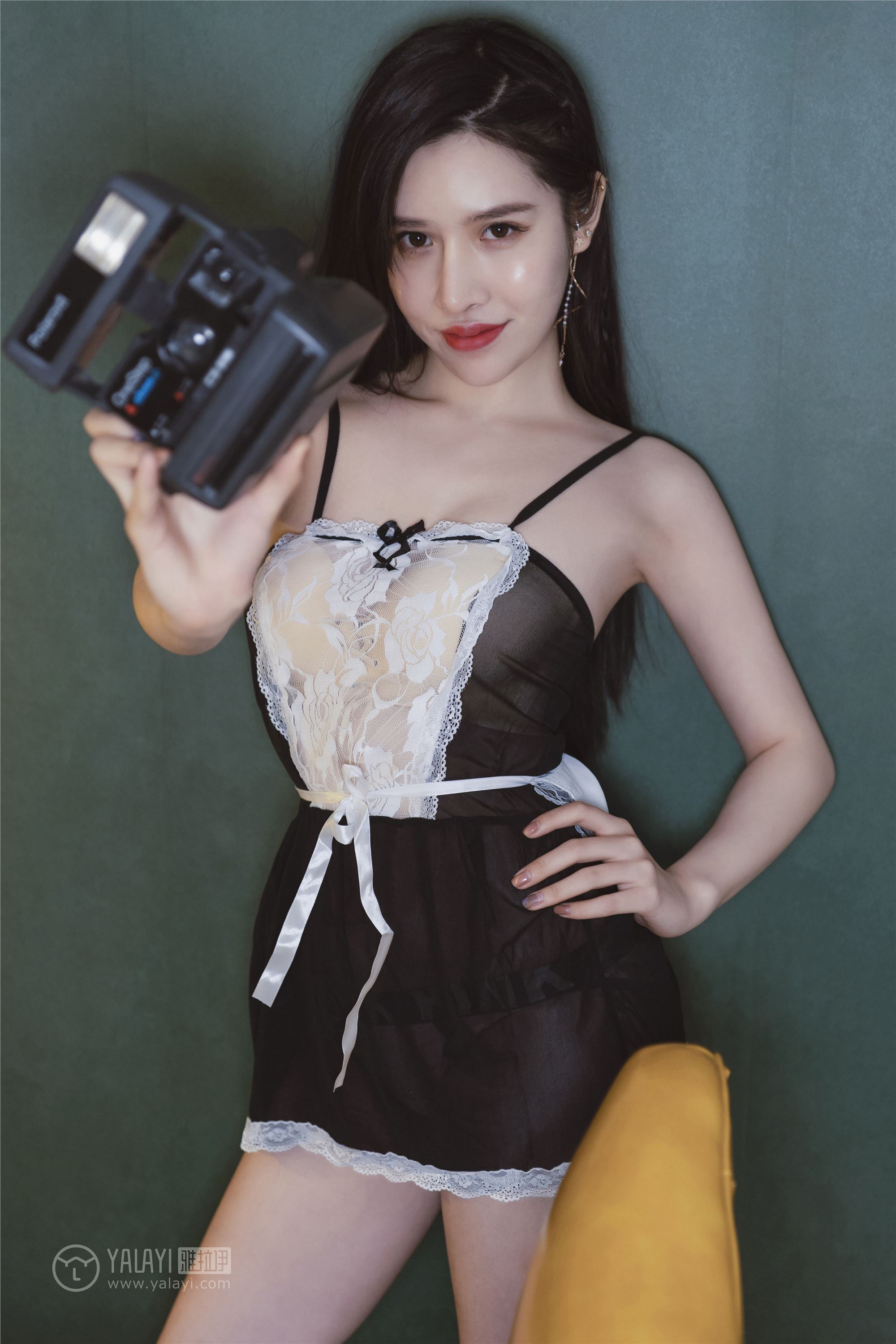 [YALAYI雅拉伊]2018.12.13 No.143 黑咖啡 颖莹