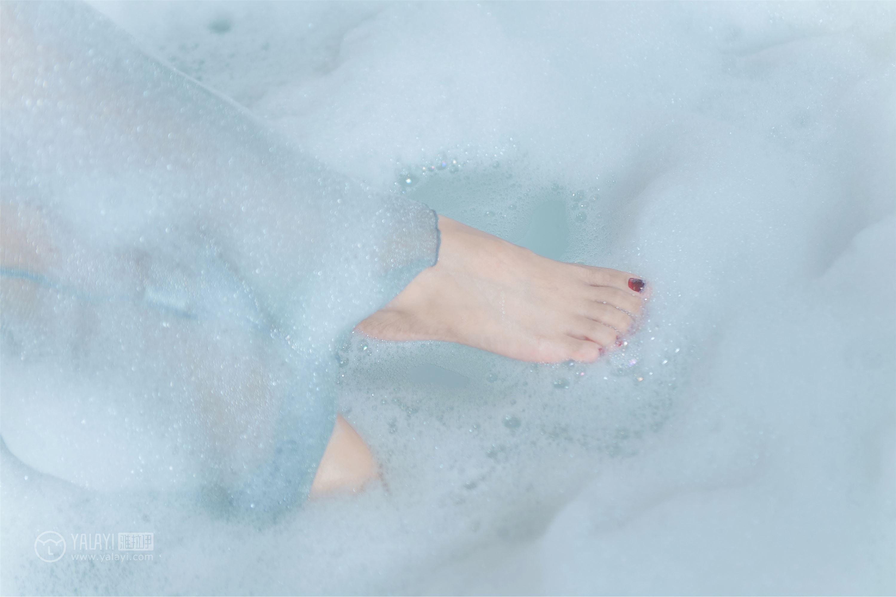 [YALAYI雅拉伊]2018.12.14 No.144 浴湿不挂 嫣然