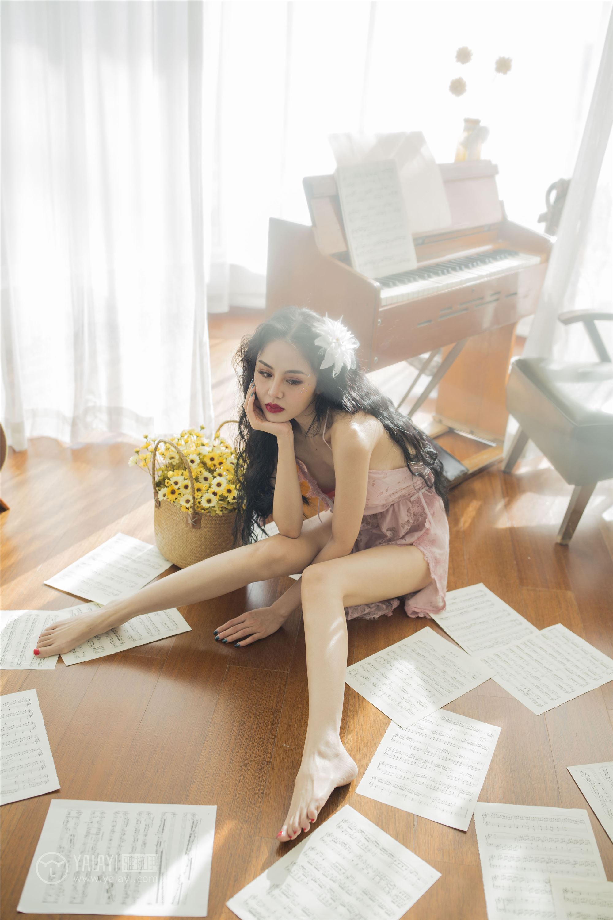 [YALAYI雅拉伊]2018.12.24 No.150 橘色的暖阳花 凉儿