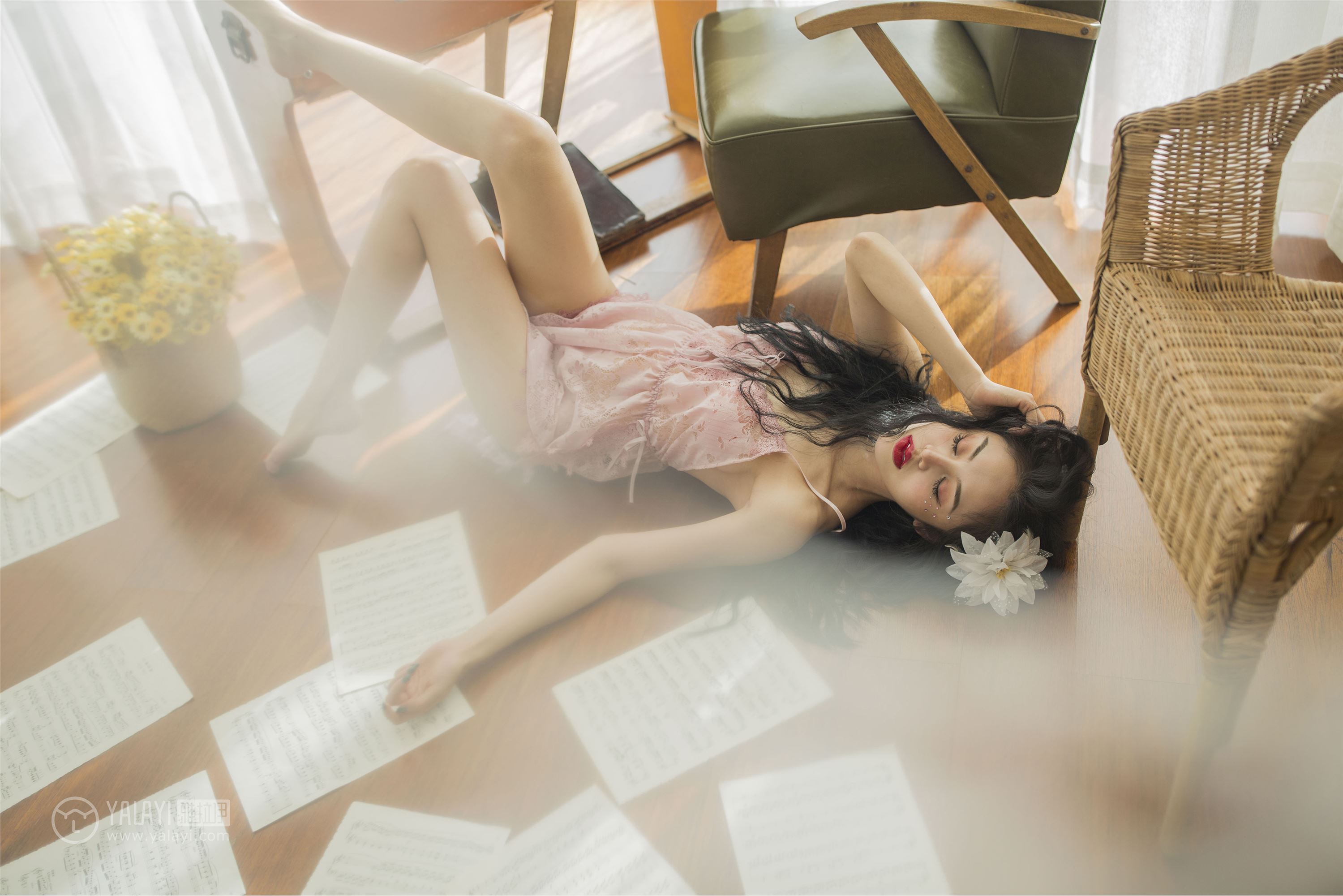 [YALAYI雅拉伊]2018.12.24 No.150 橘色的暖阳花 凉儿