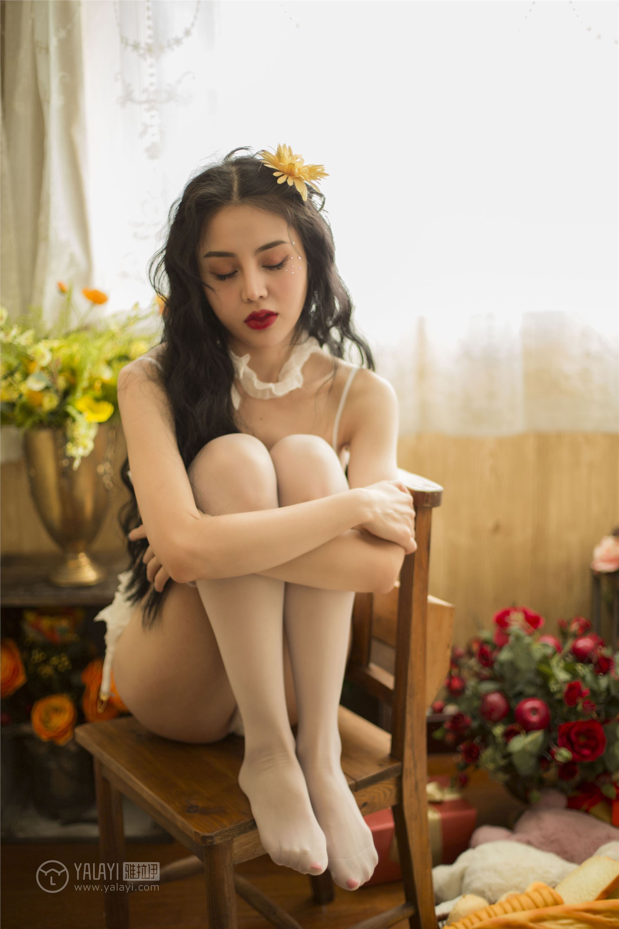 [YALAYI雅拉伊]2018.12.25 No.154 圣诞女皇 凉儿