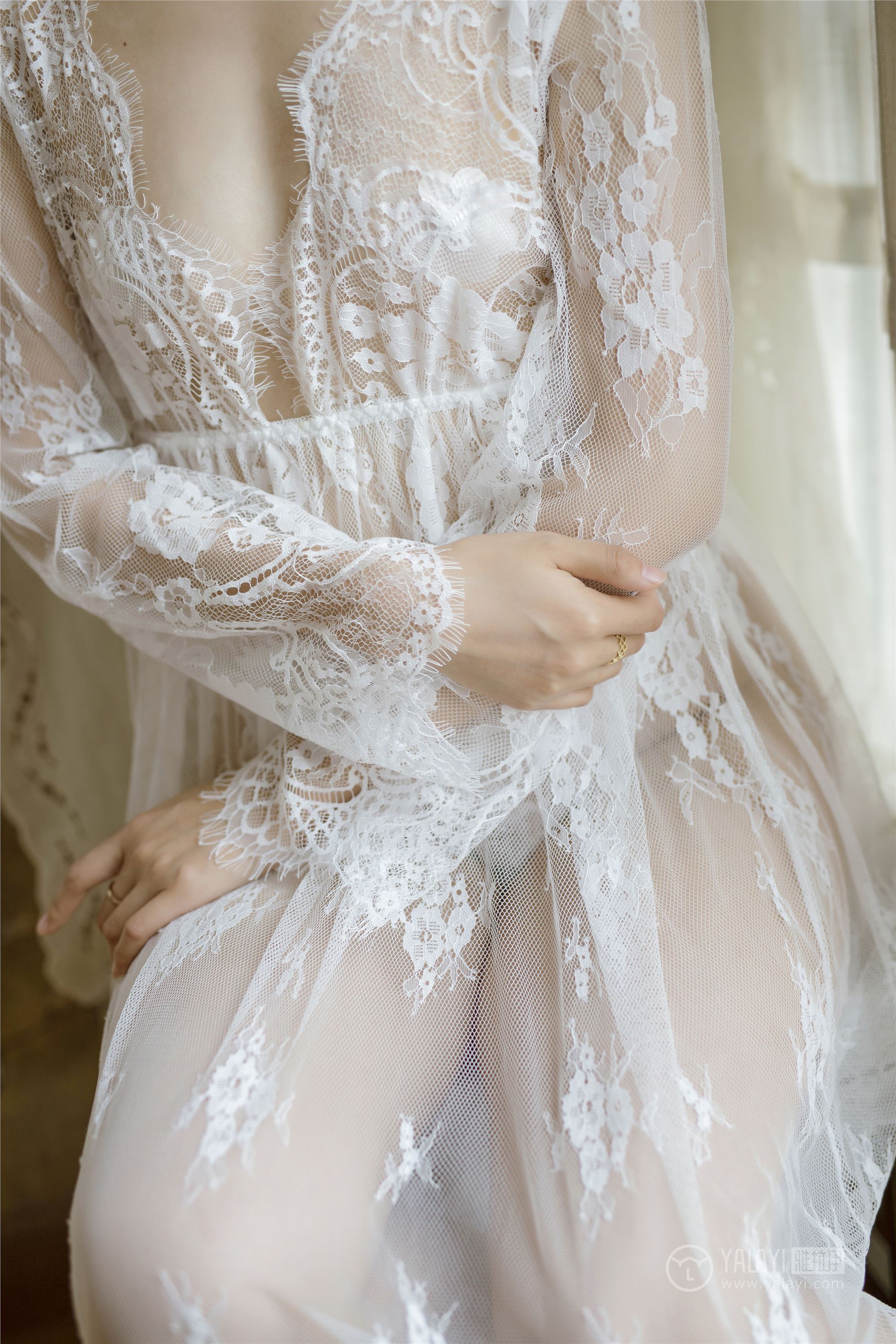 [YALAYI雅拉伊]2019.01.07 No.161 隐隐的柔情 佳佳