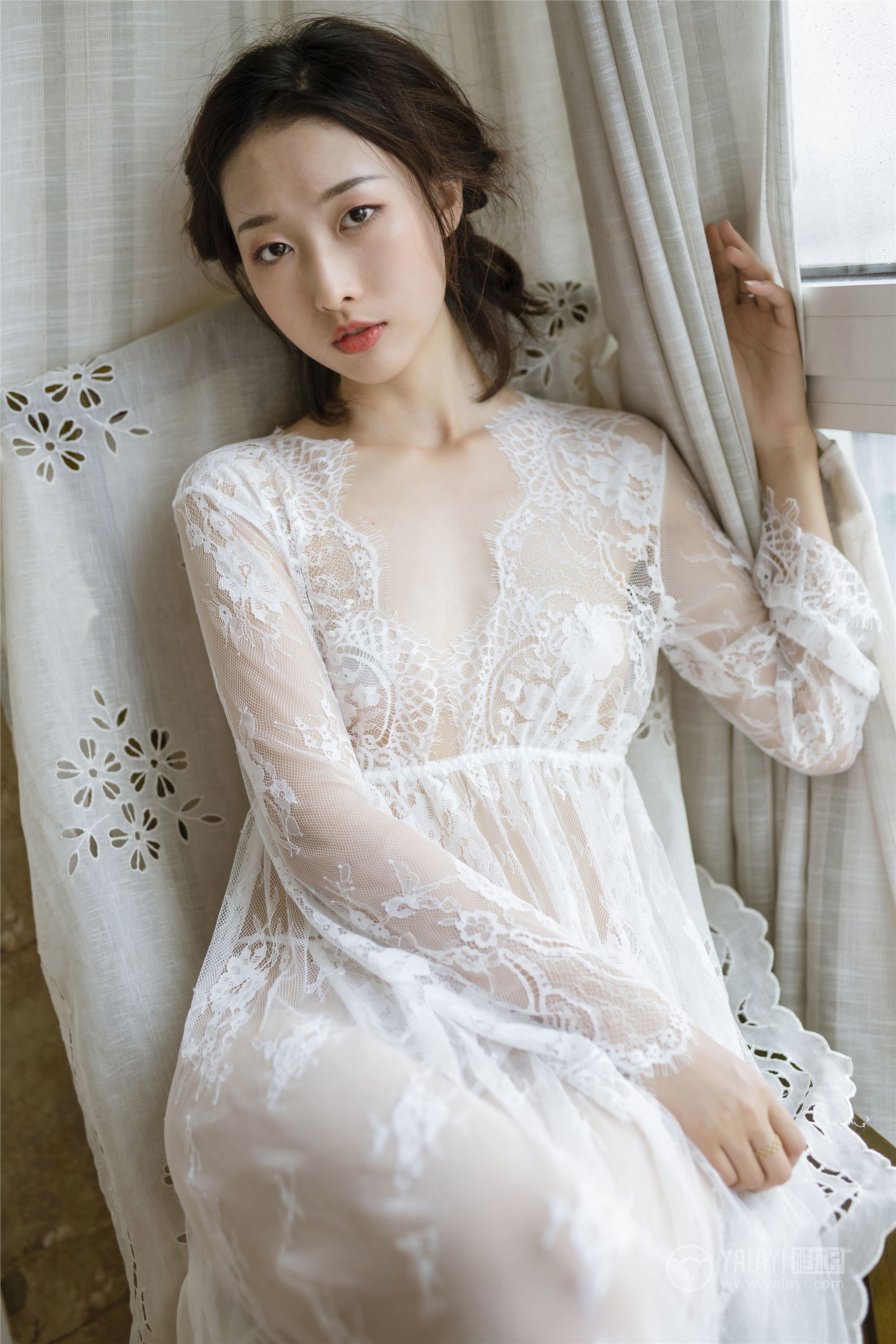 [YALAYI雅拉伊]2019.01.07 No.161 隐隐的柔情 佳佳