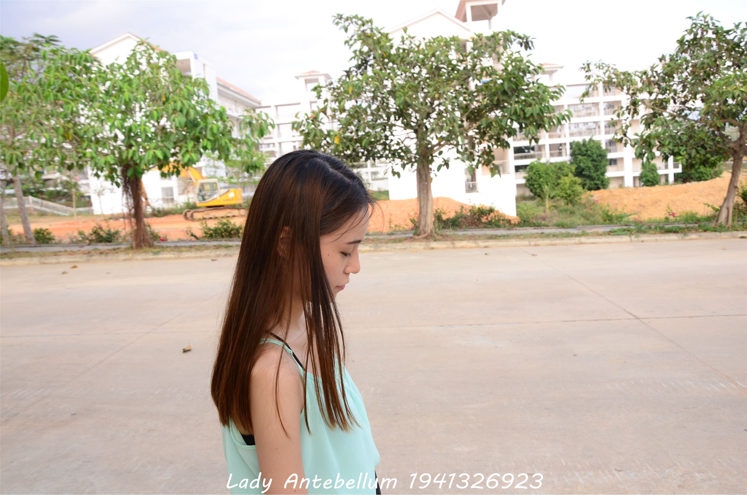 [战前女神] 恋足美腿棉袜女神级摄影套图 001