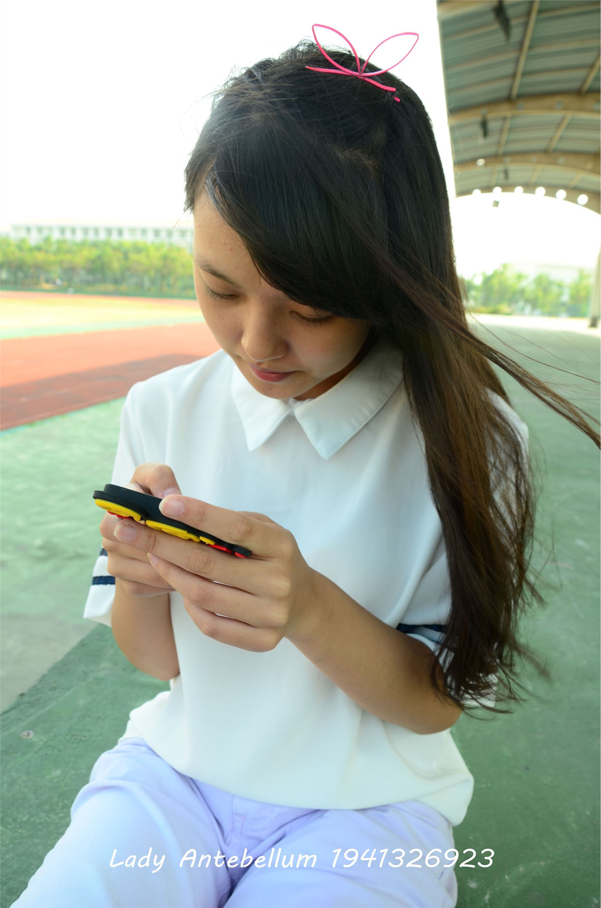 [战前女神] 恋足美腿棉袜女神级摄影套图 002