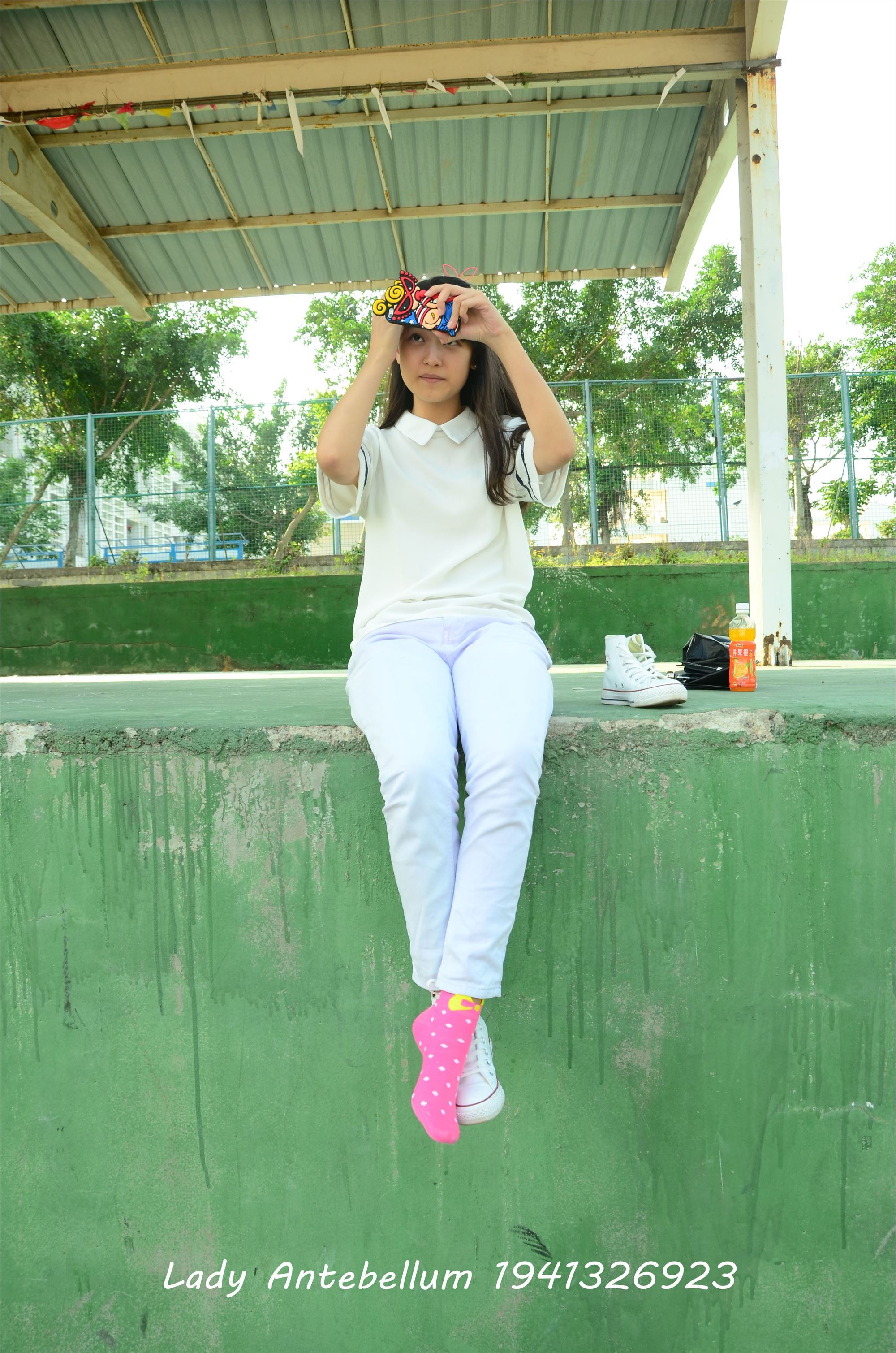 [战前女神] 恋足美腿棉袜女神级摄影套图 002