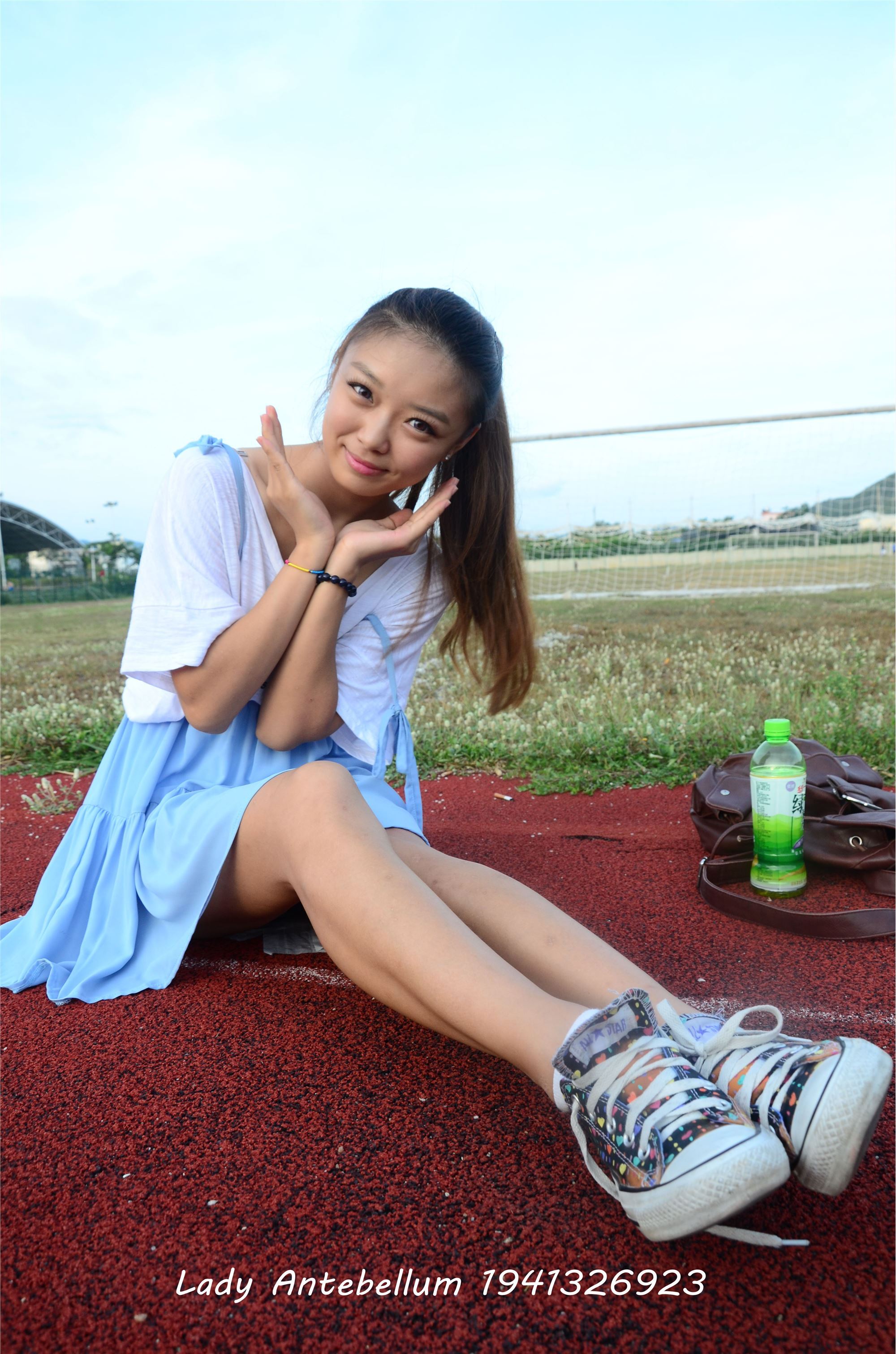 [战前女神] 恋足美腿棉袜女神级摄影套图 005