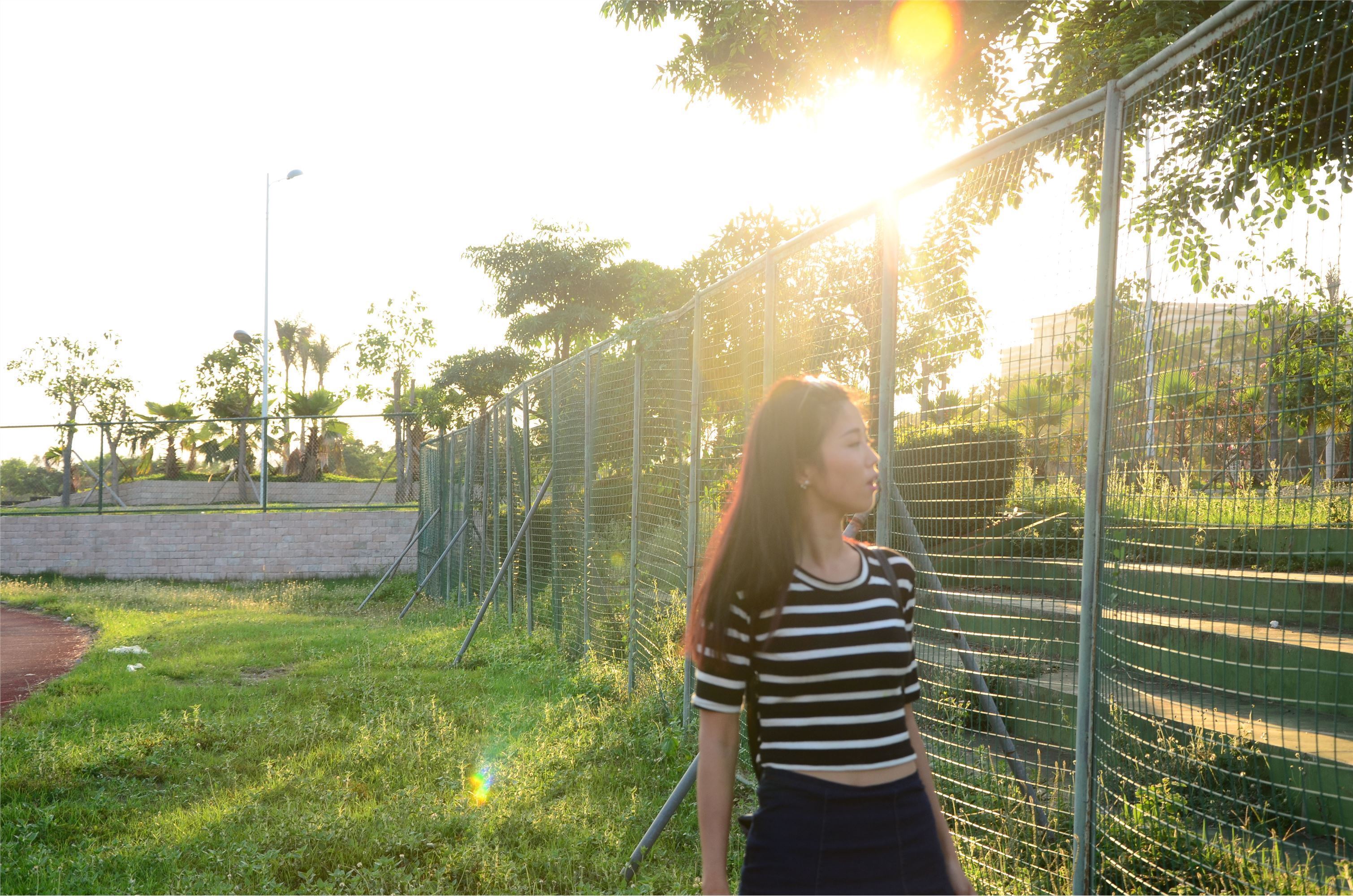 [战前女神] 恋足美腿棉袜女神级摄影套图 006