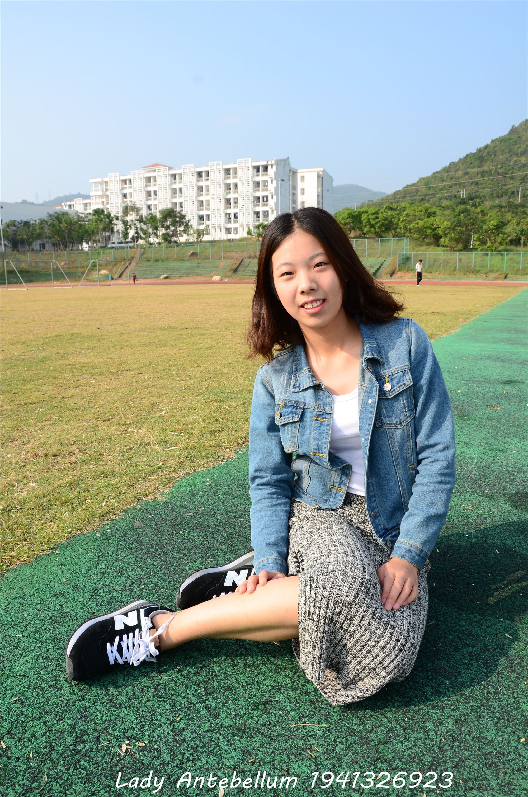 [战前女神] 恋足美腿棉袜女神级摄影套图 007