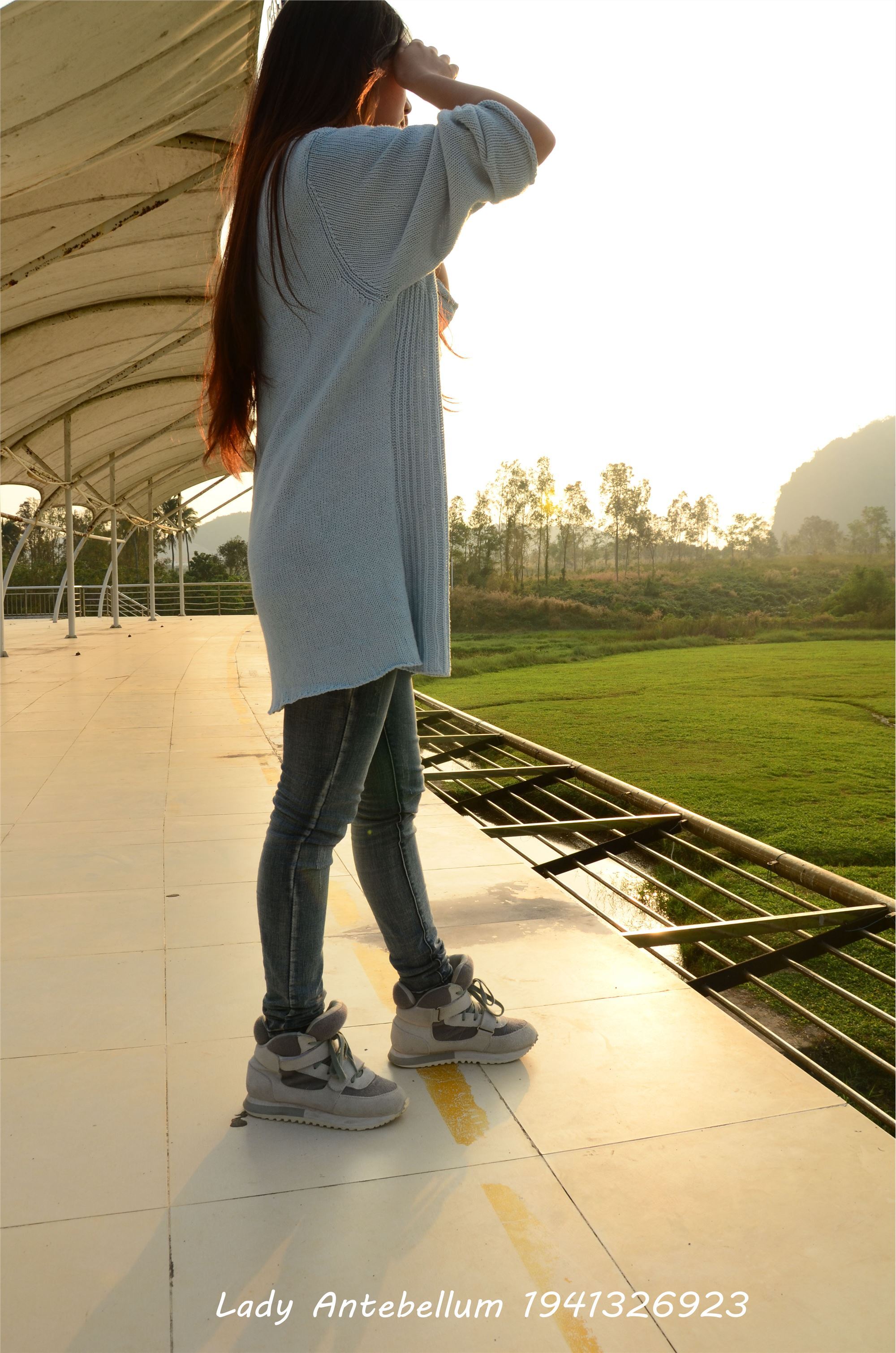 [战前女神] 恋足美腿棉袜女神级摄影套图 008