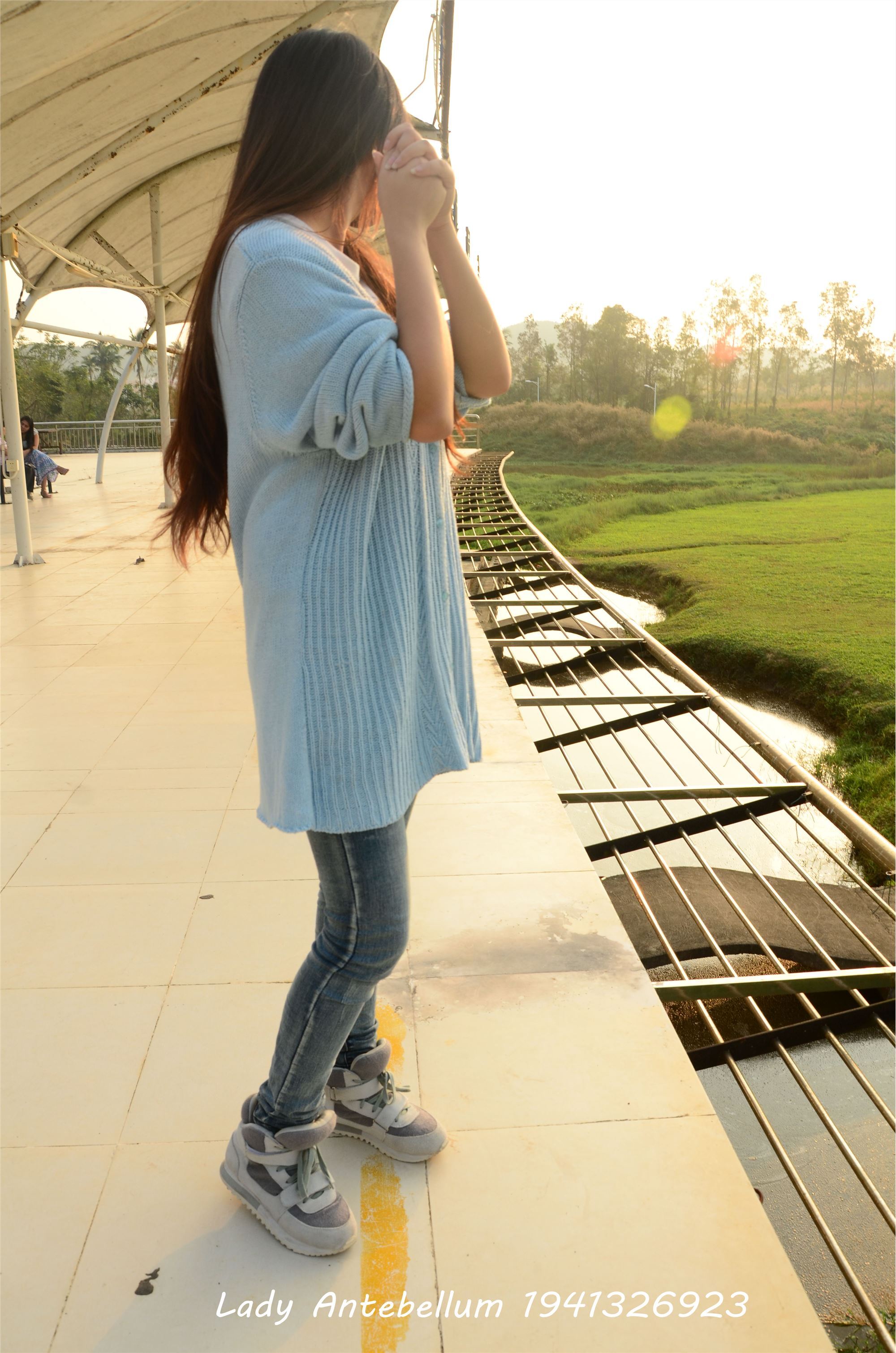 [战前女神] 恋足美腿棉袜女神级摄影套图 008