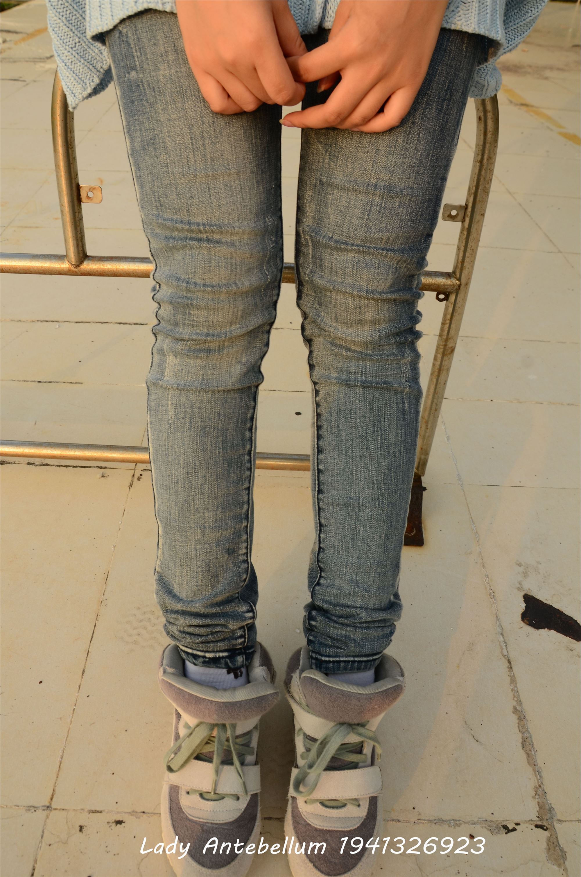 [战前女神] 恋足美腿棉袜女神级摄影套图 008