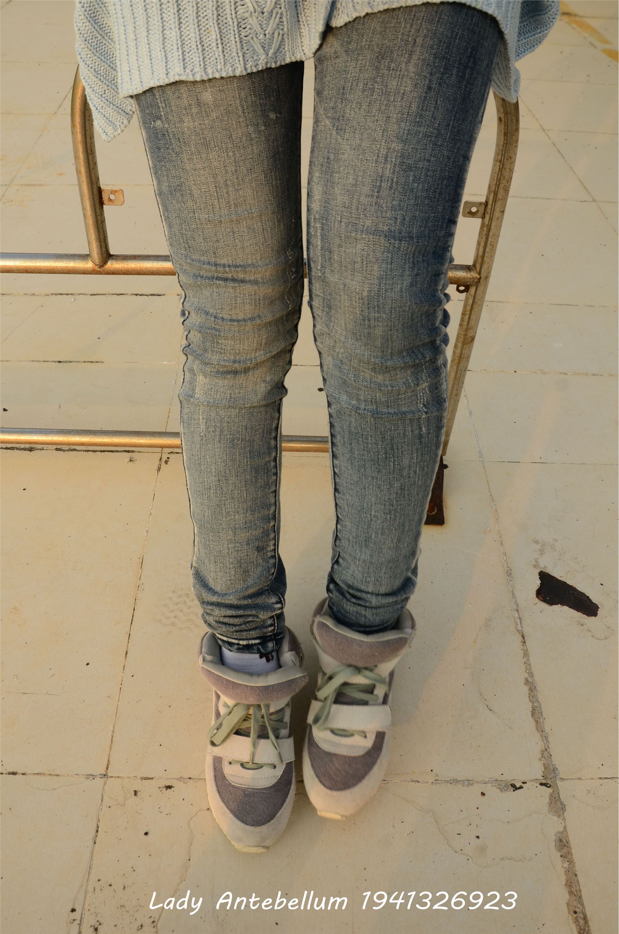 [战前女神] 恋足美腿棉袜女神级摄影套图 008