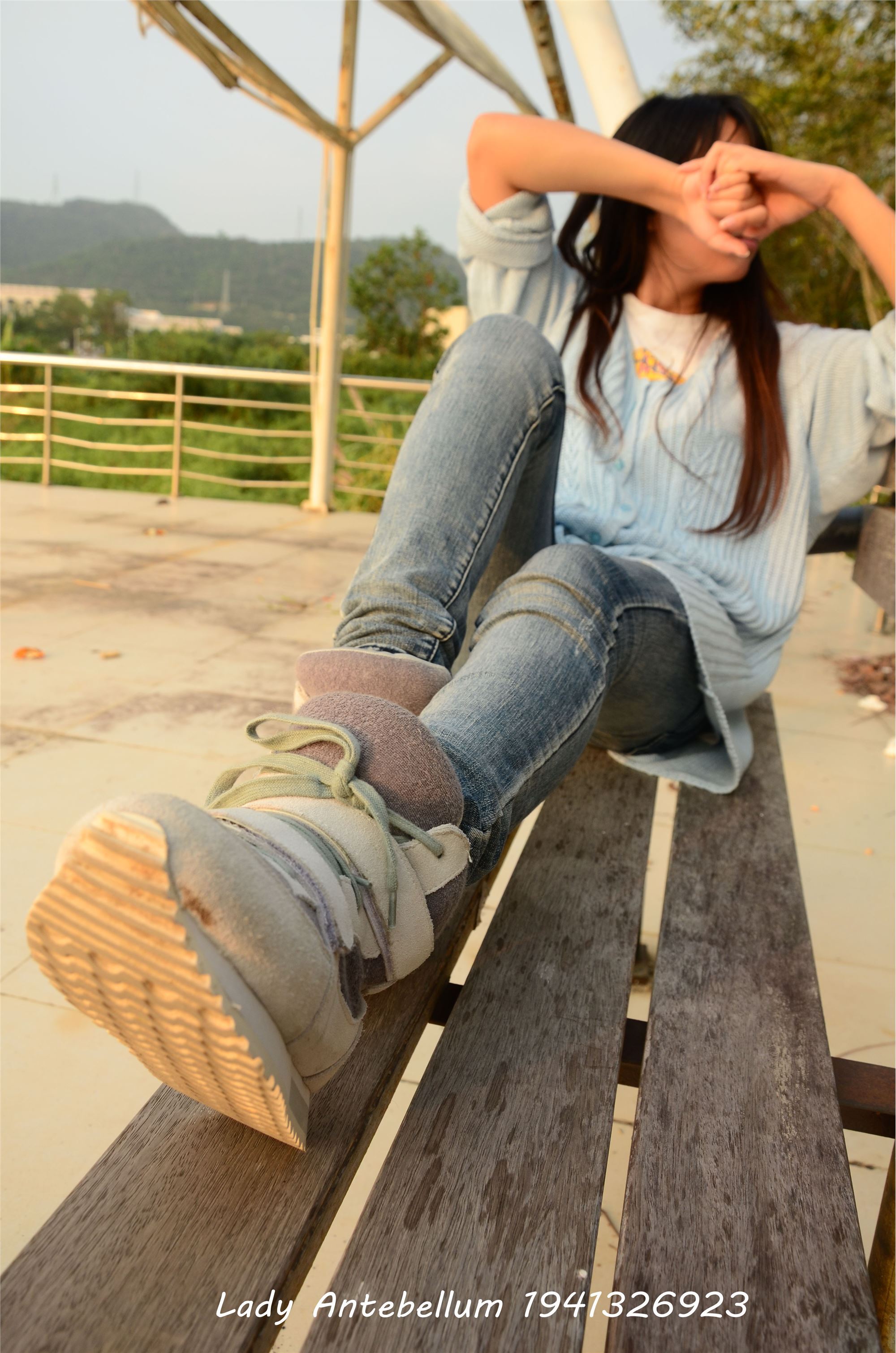 [战前女神] 恋足美腿棉袜女神级摄影套图 008