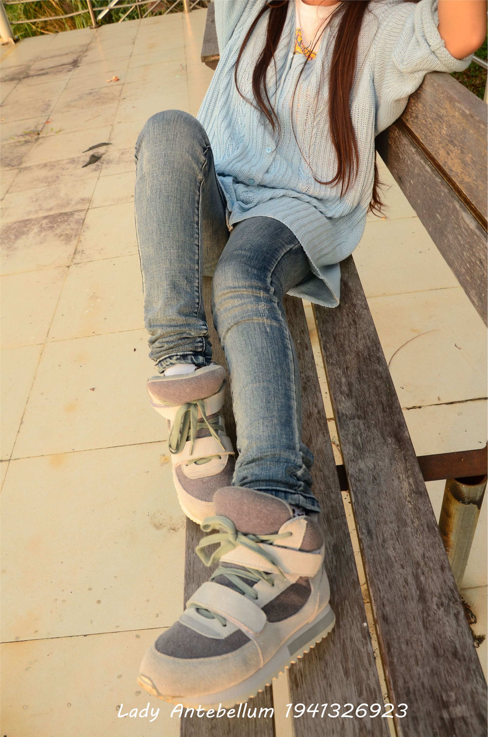 [战前女神] 恋足美腿棉袜女神级摄影套图 008