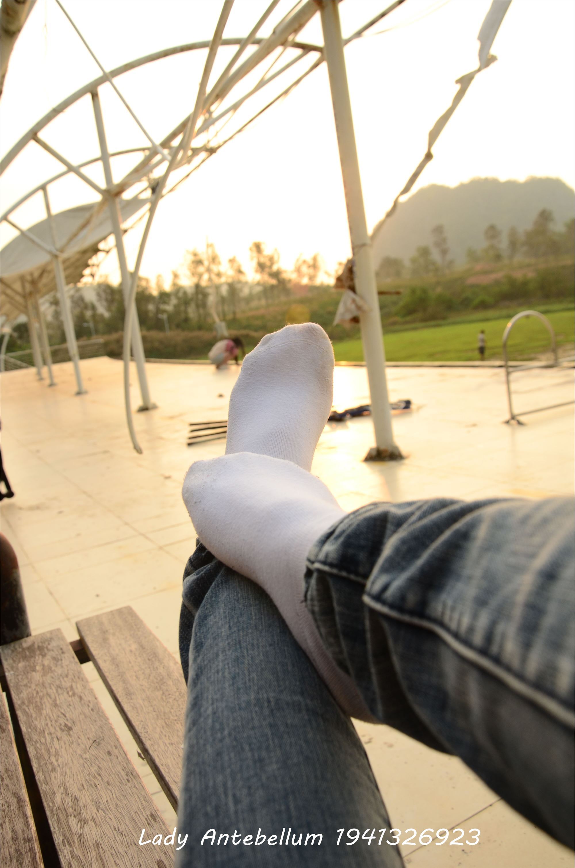 [战前女神] 恋足美腿棉袜女神级摄影套图 008