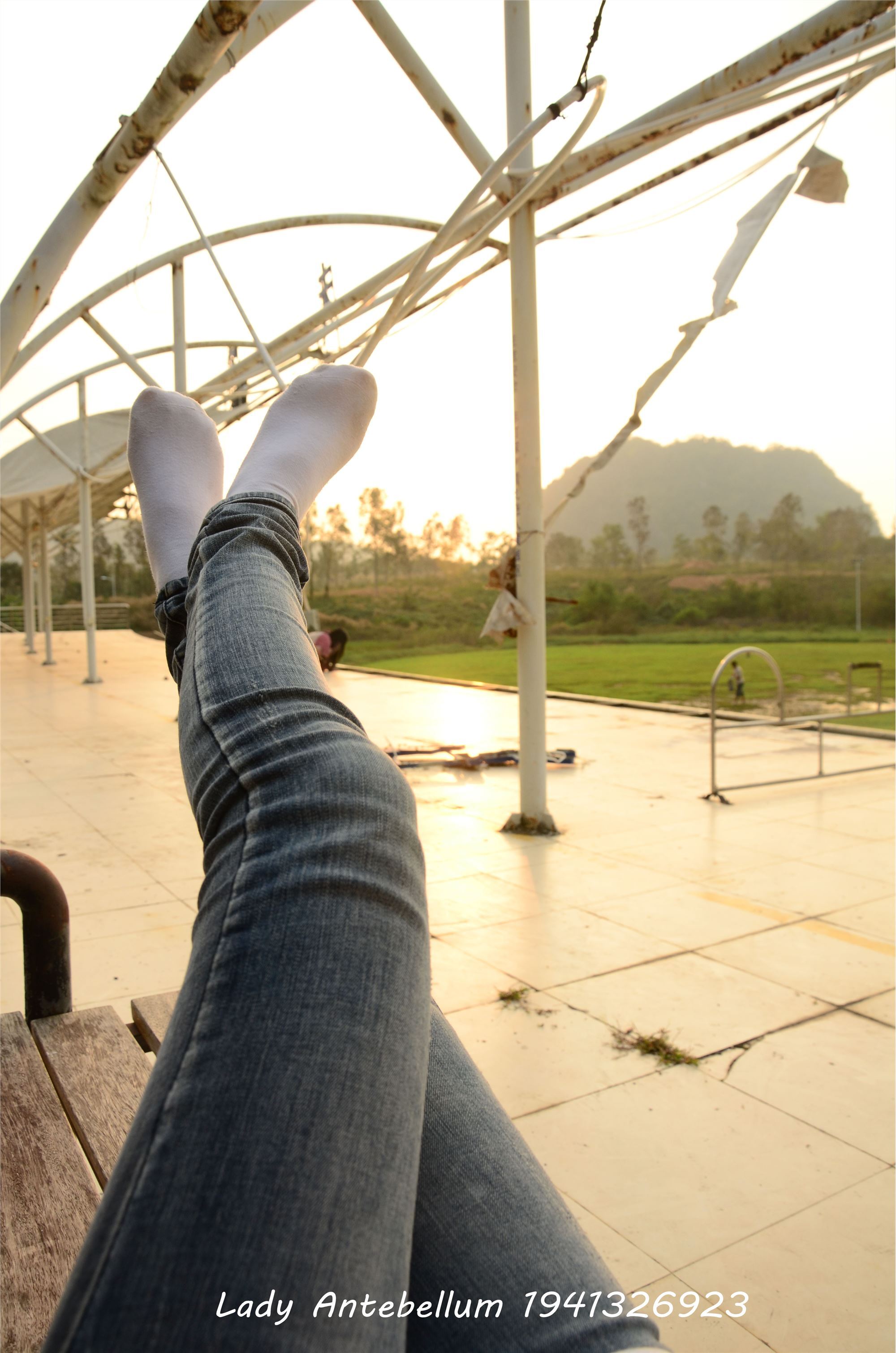 [战前女神] 恋足美腿棉袜女神级摄影套图 008