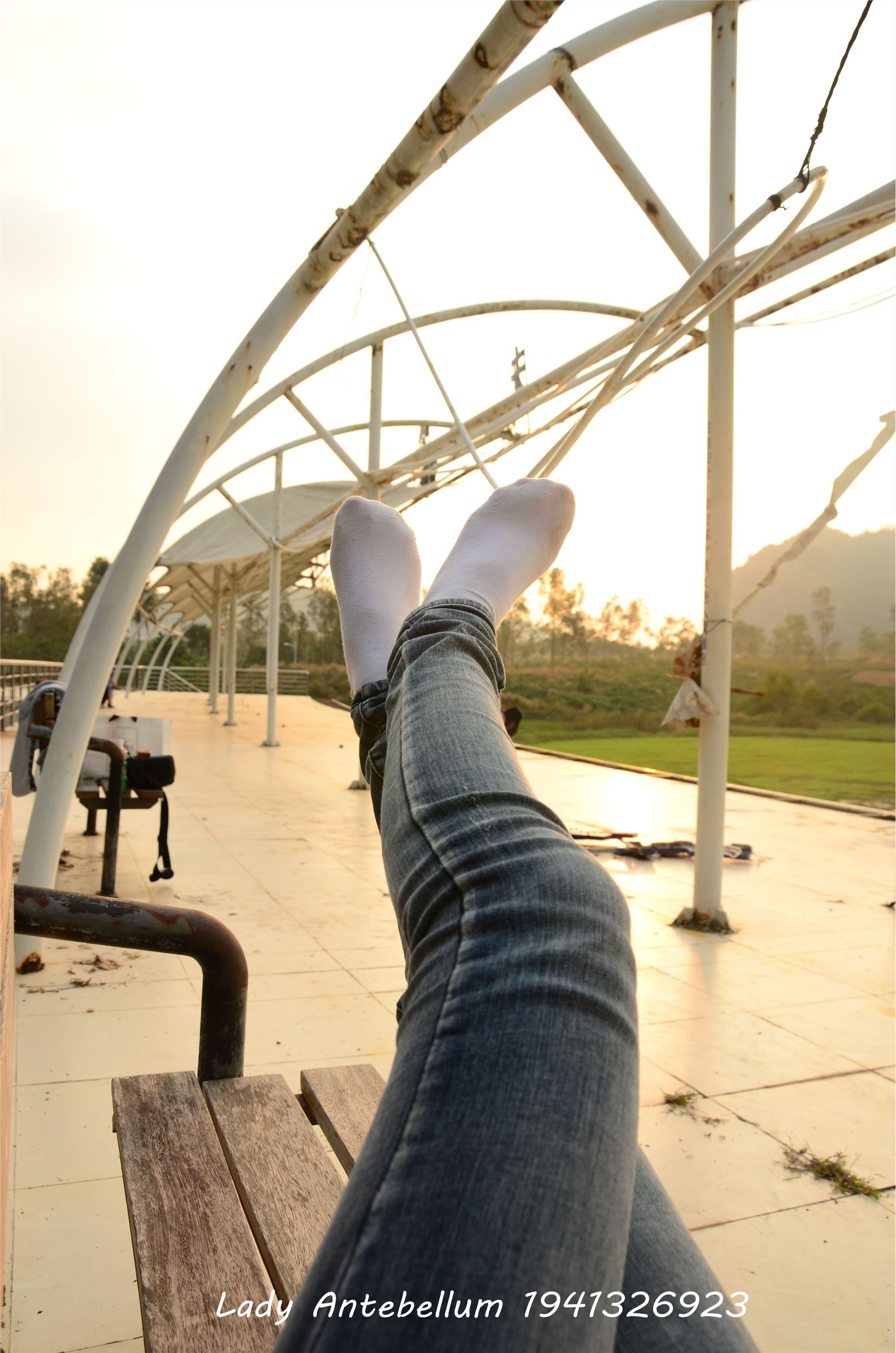 [战前女神] 恋足美腿棉袜女神级摄影套图 008